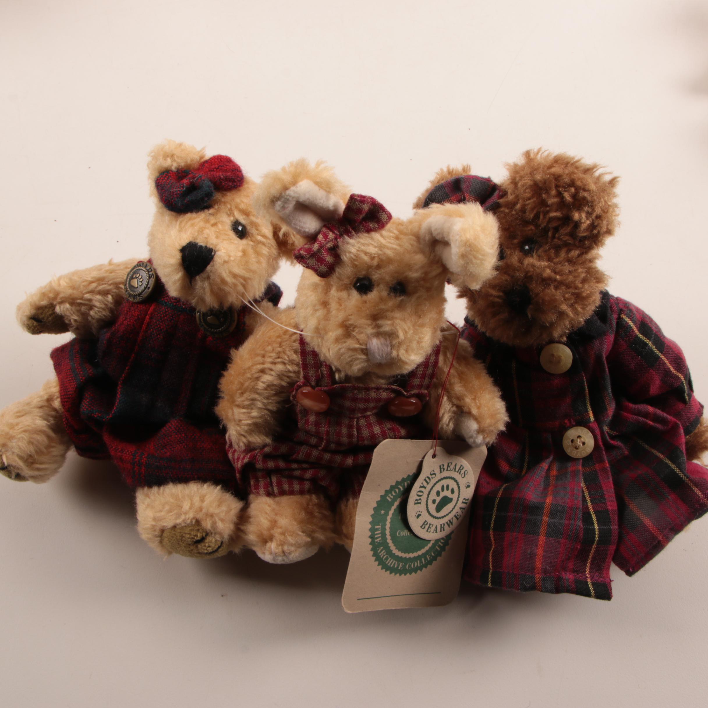 Boyd's Bears Stuffed Animals including "Lilith Angel Ewe" and Wooden Crates