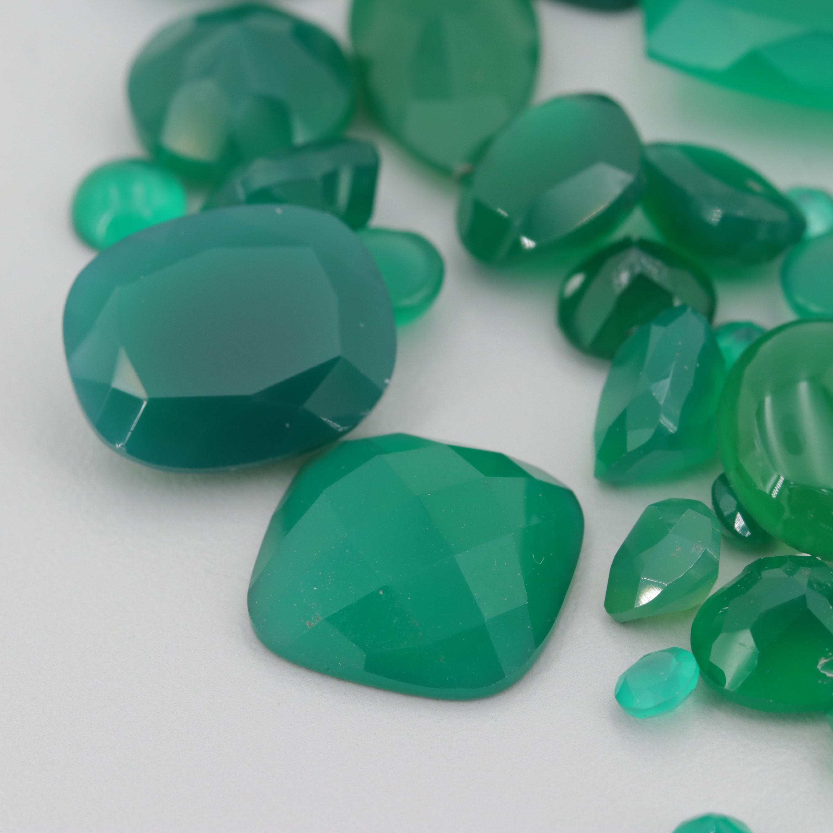 Loose 158.41 CTW Green Chalcedony