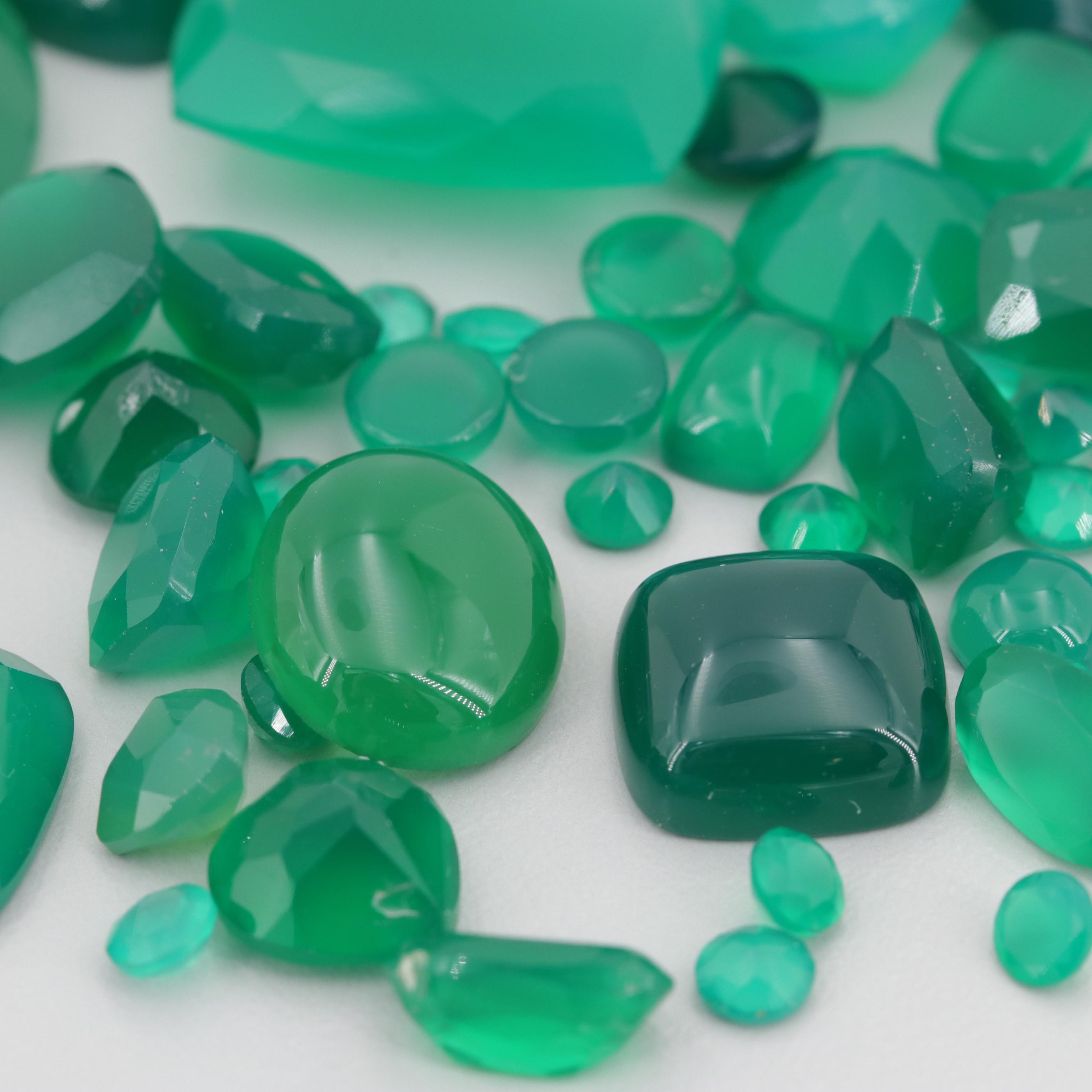 Loose 158.41 CTW Green Chalcedony