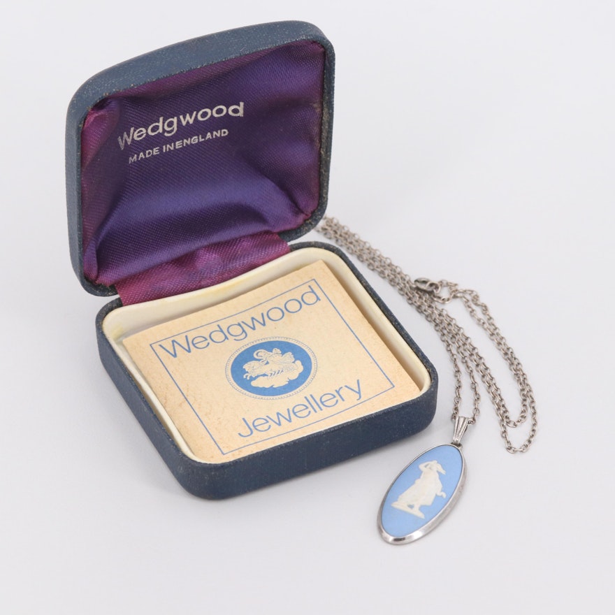 Wedgwood Sterling Silver Ceramic Cameo Necklace Including Box