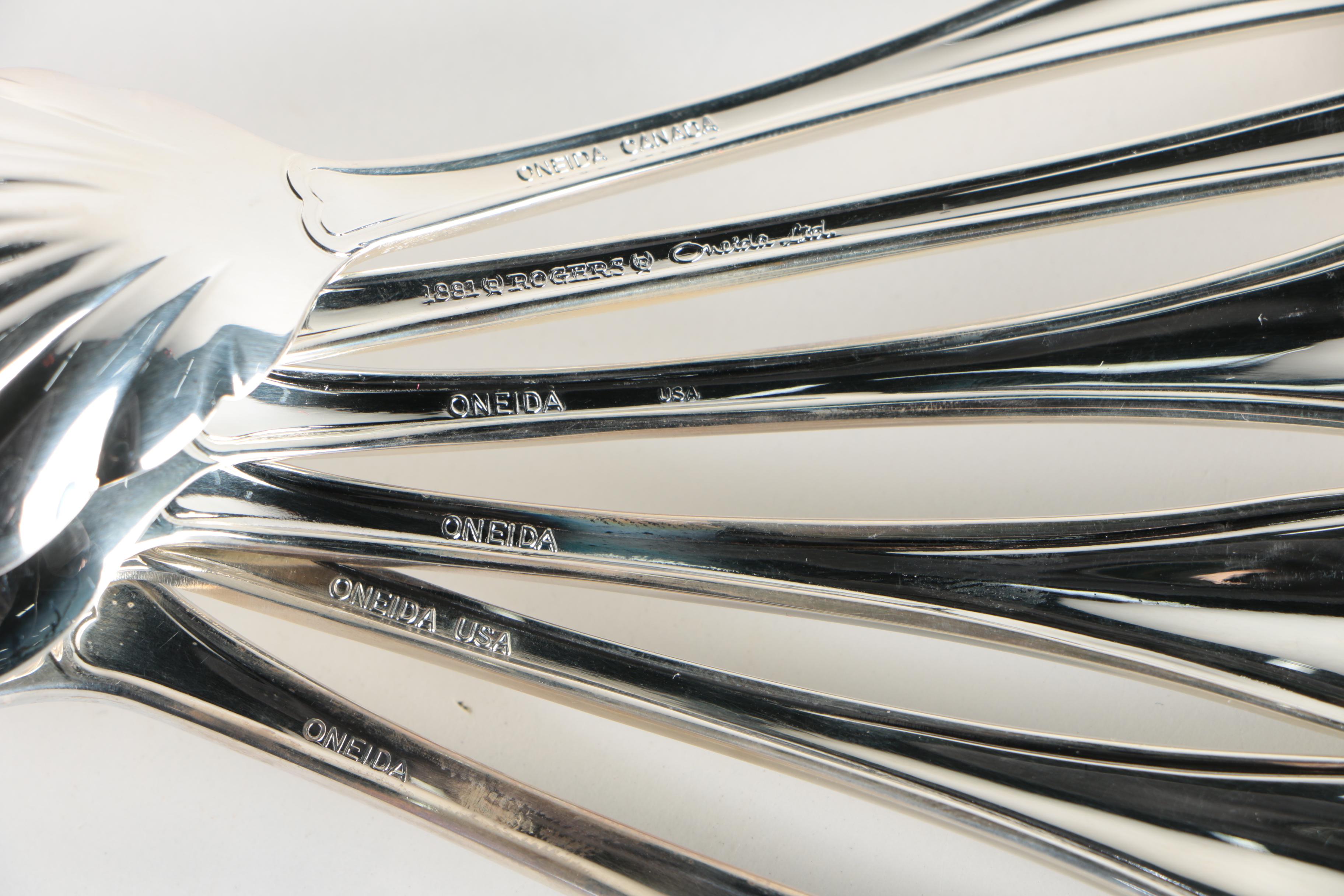 Oneida "King James" Silver Plate Flatware with Chest, Late 20th Century