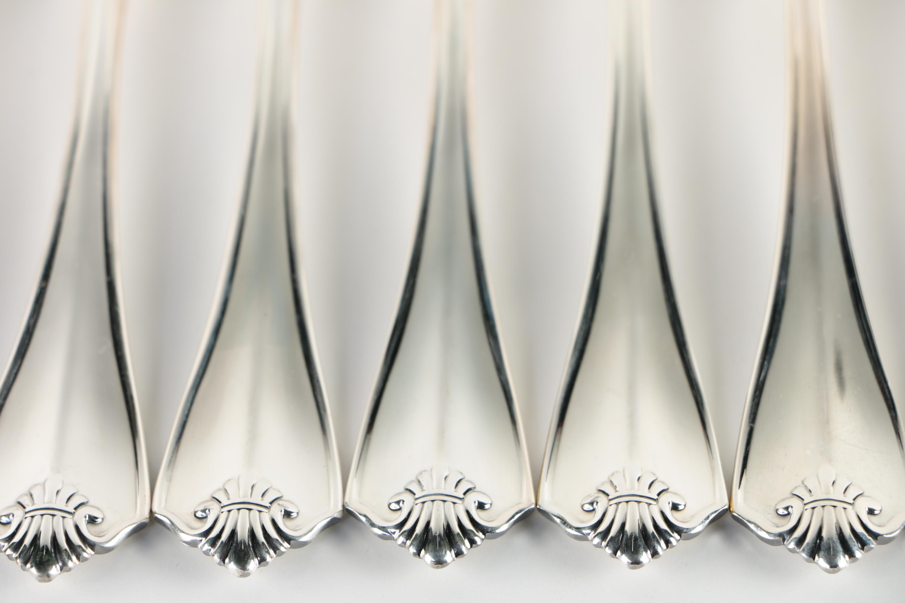 Oneida "King James" Silver Plate Flatware with Chest, Late 20th Century