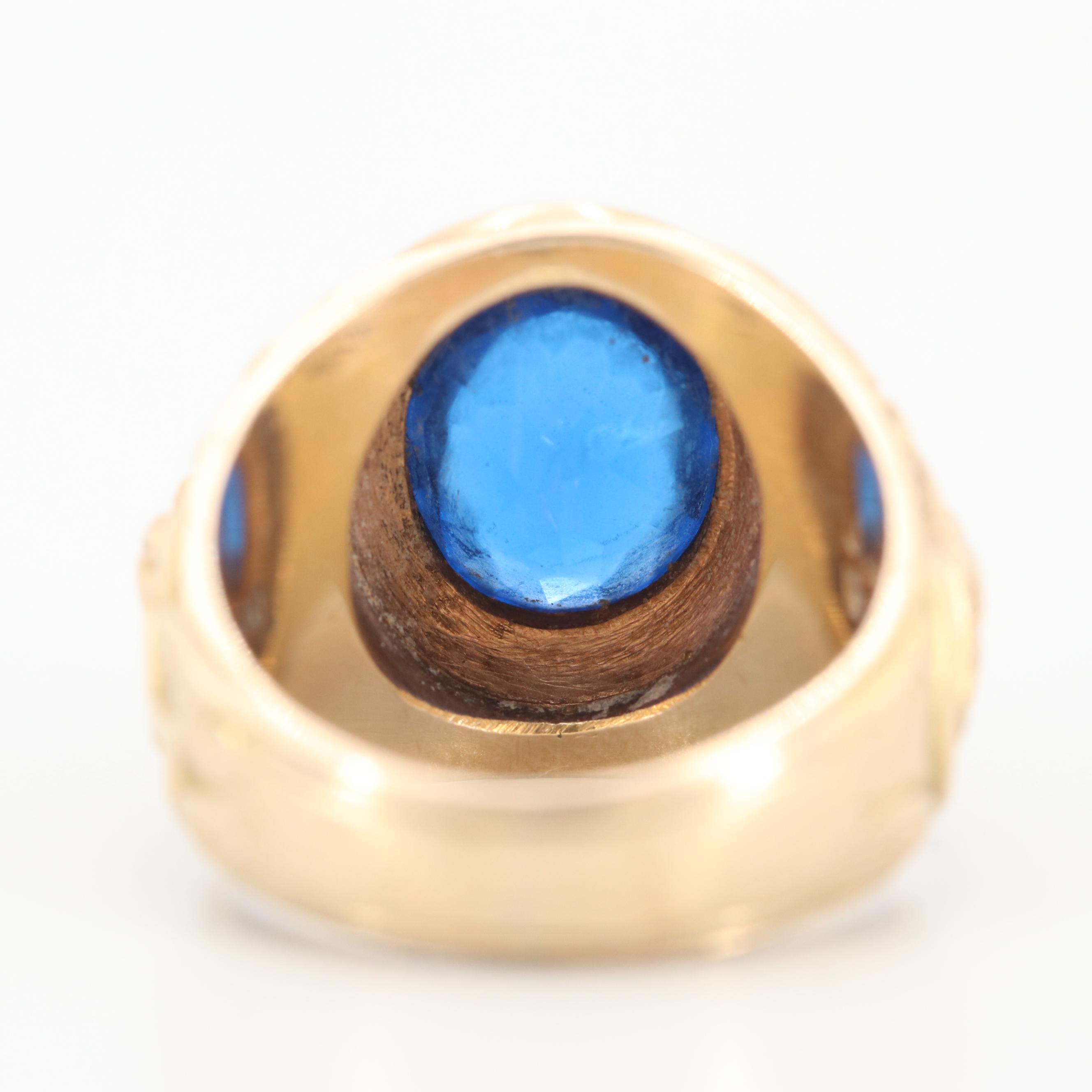 Yale Class of 1948 10K Yellow Gold Synthetic Sapphire Ring