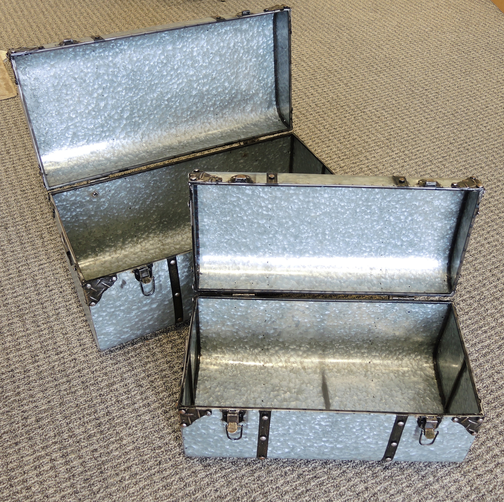 Decorative Galvanized Steel Suitcase and Trunks