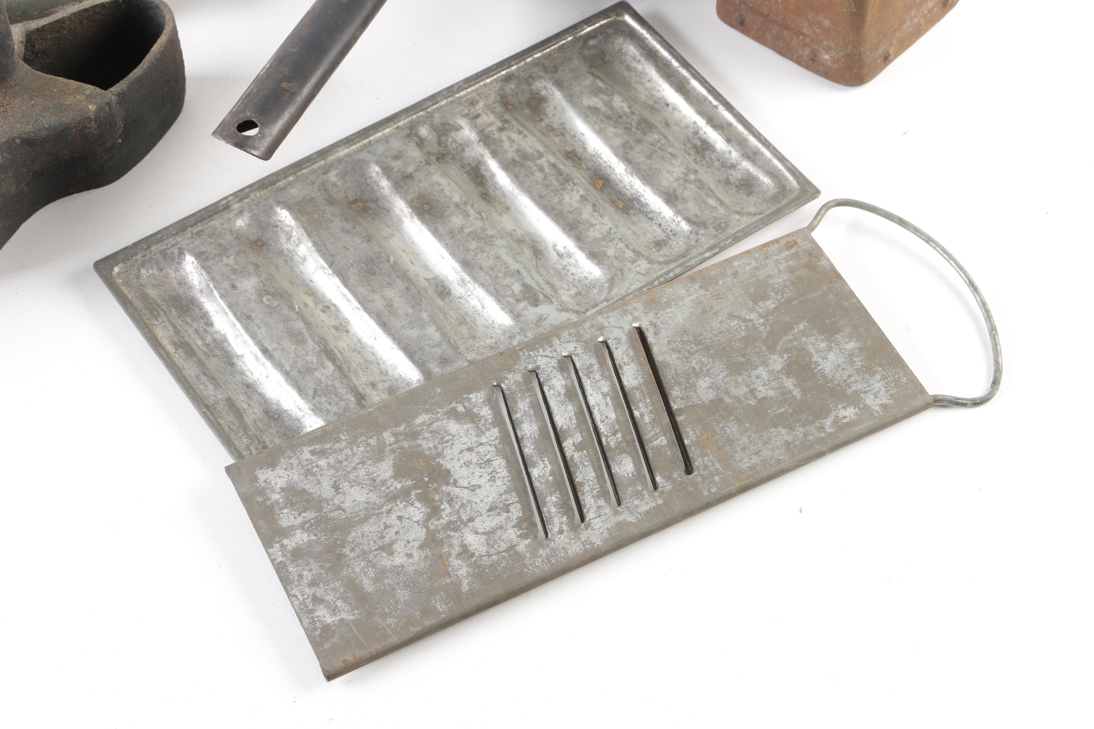 Kitchen Utensils and Gadgets, Early 20th Century