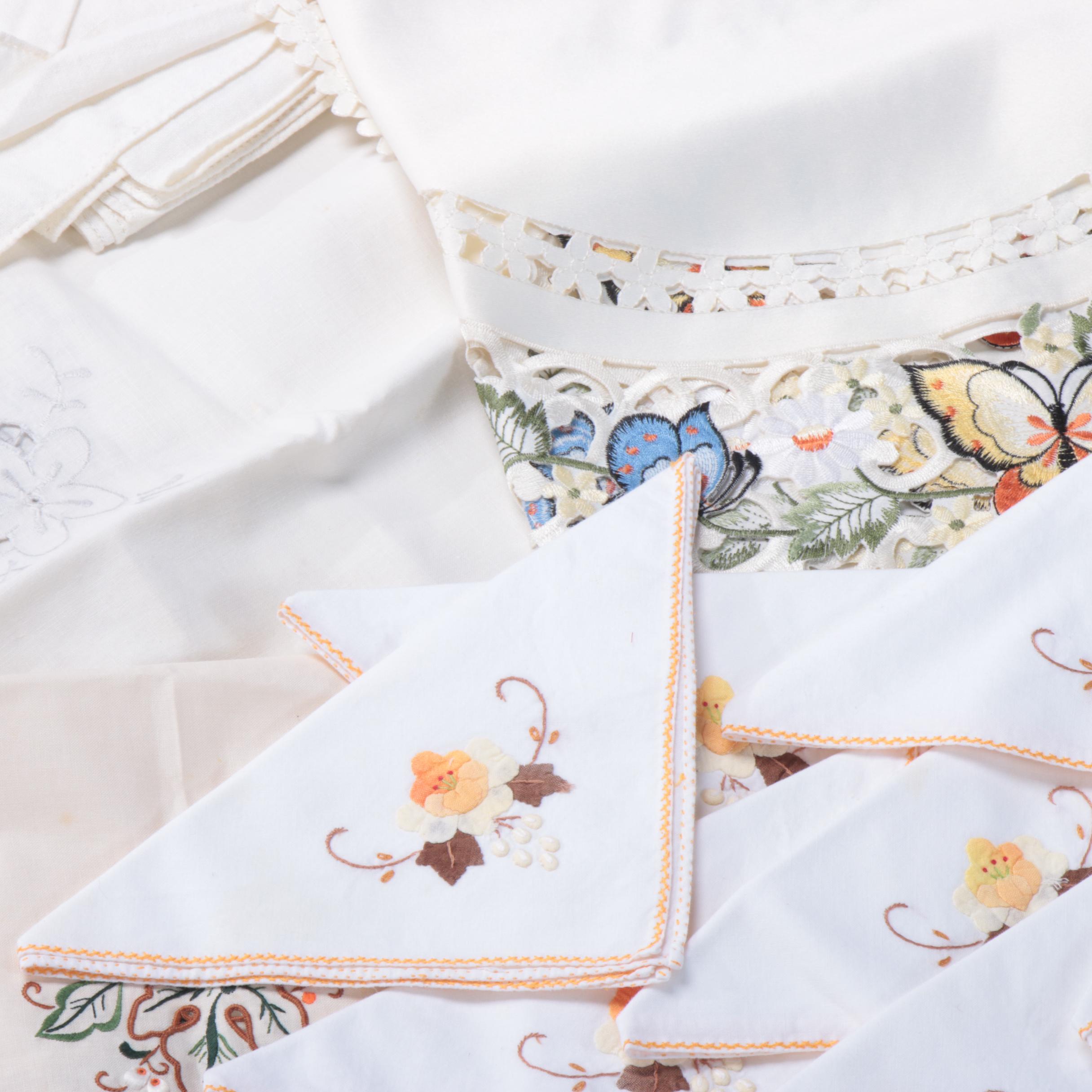 Embroidered, Cut Lace and Lace Kitchen and Table Linens