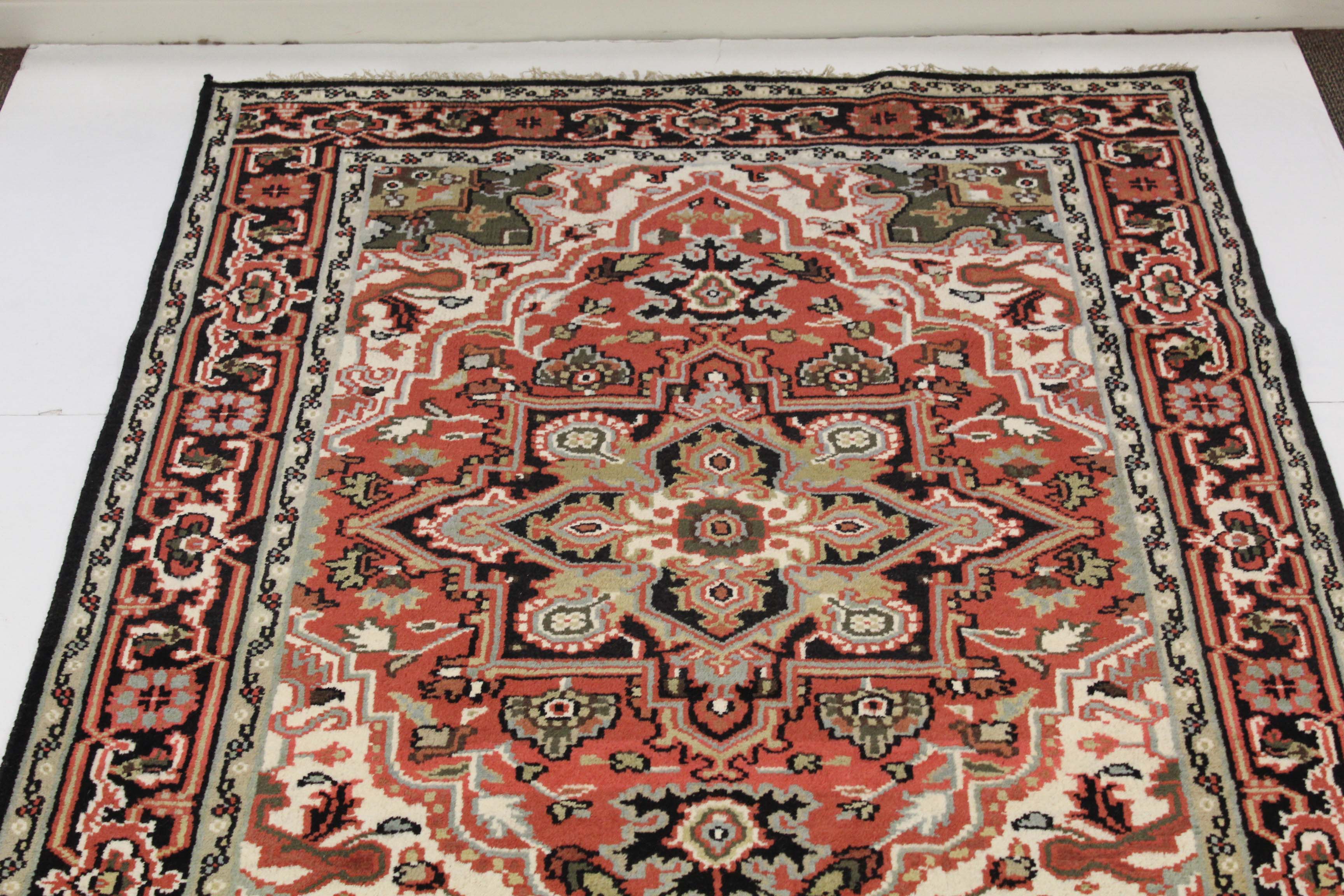 6'0 x 9'2 Hand-Knotted Indo-Persian Heriz Rug