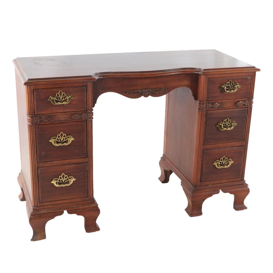 Federal Style Mahogany Kneehole Desk, Early 20th Century