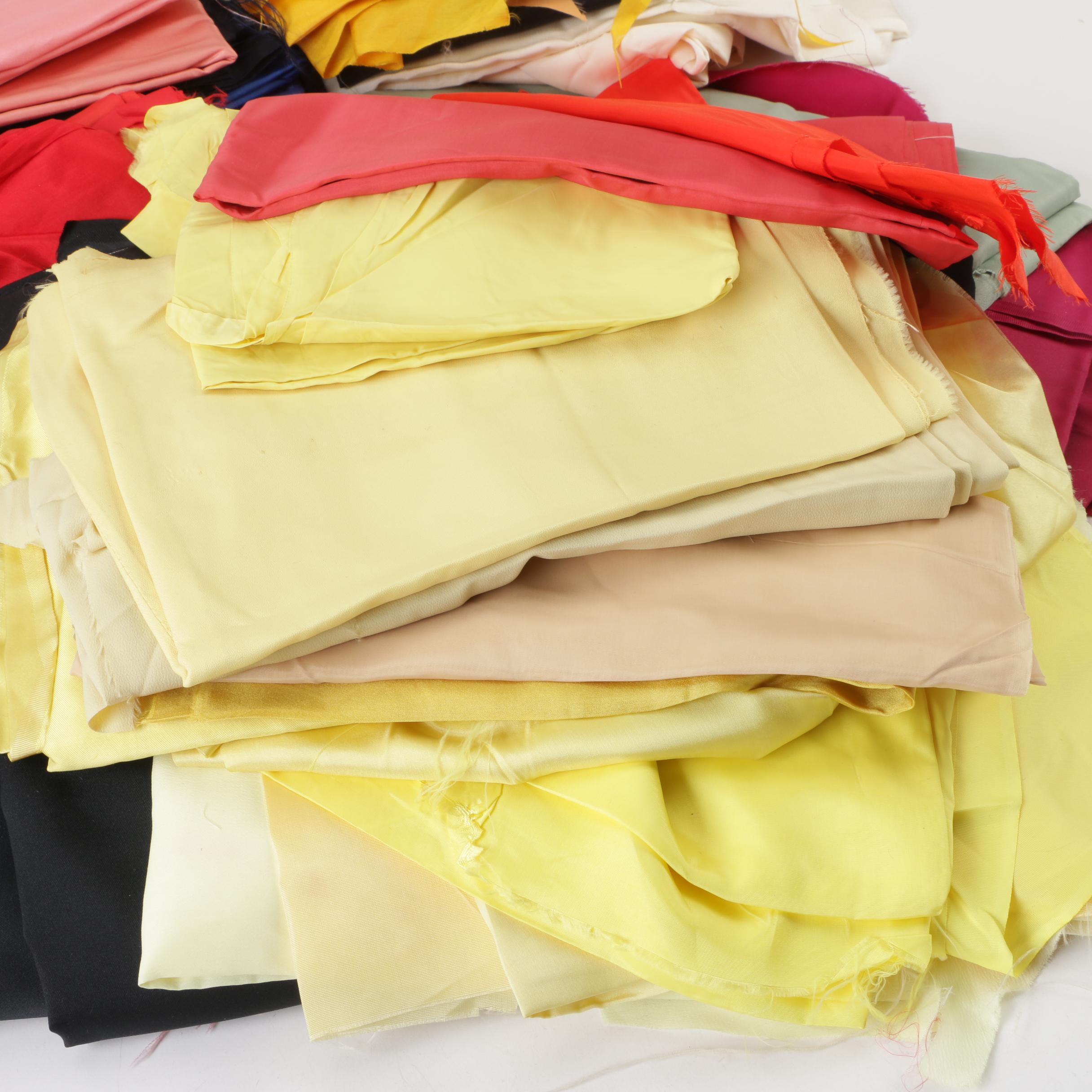 Textile Lining Material and Other Fabric Remnants