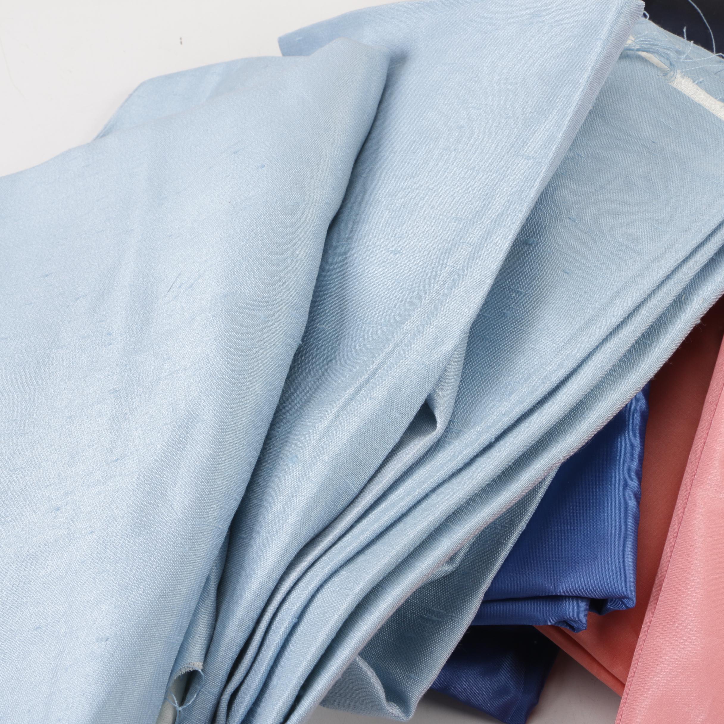 Textile Lining Material and Other Fabric Remnants