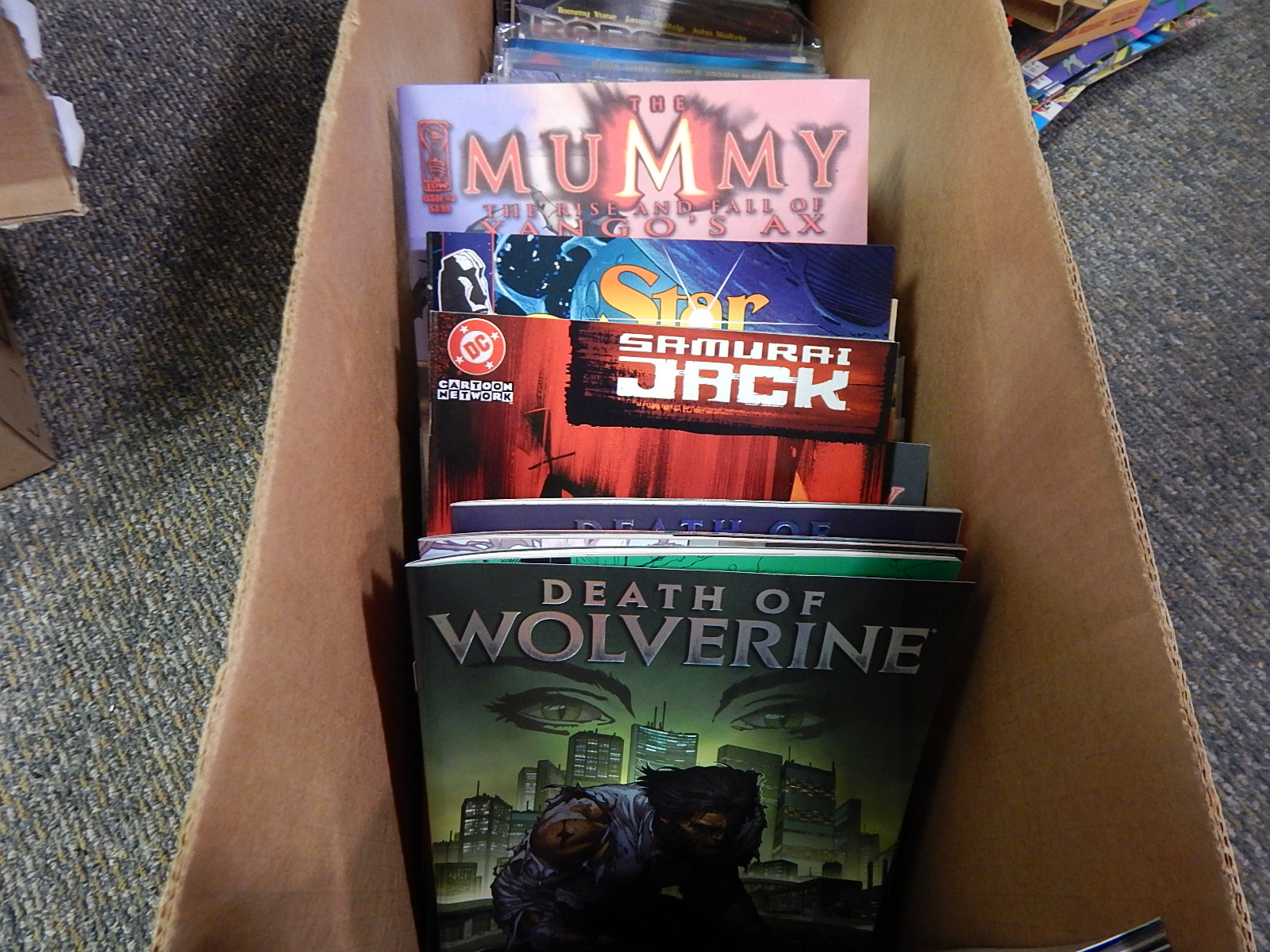 Modern Age Academy and Eternity Comics with "Robotech"