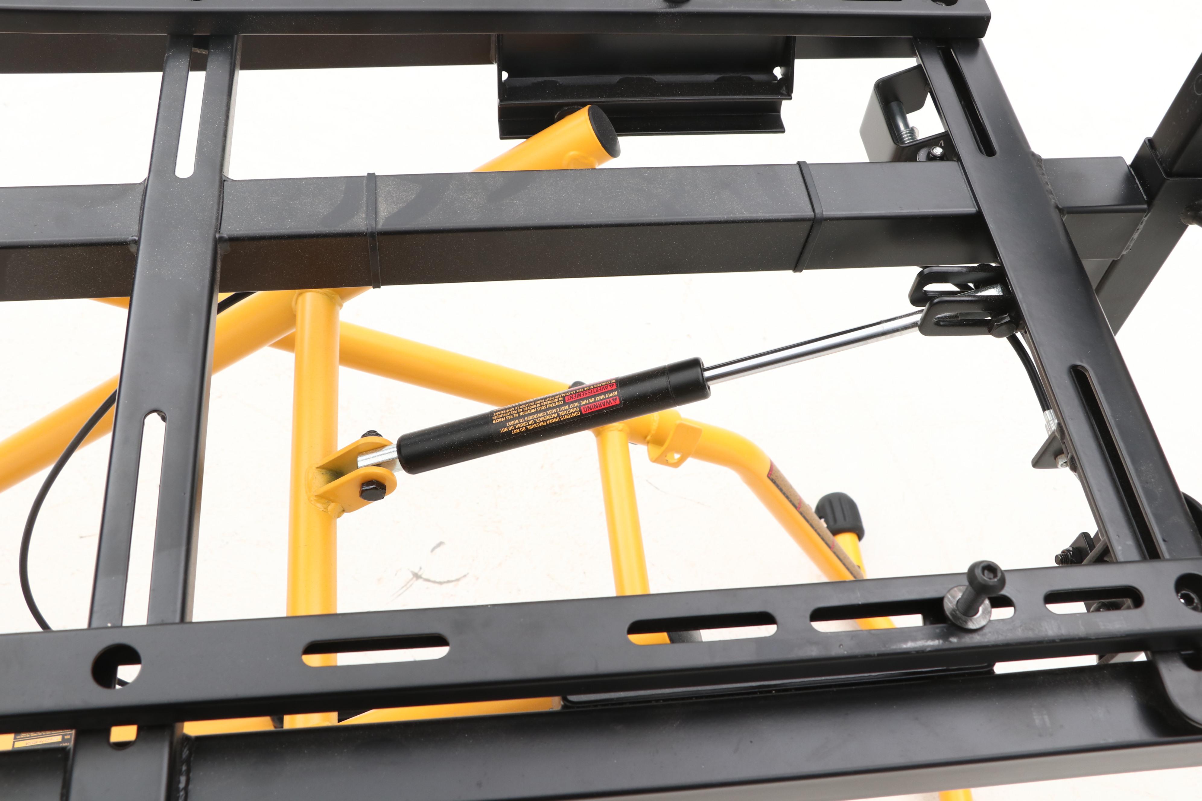 DeWalt DWX726 Rolling Miter Saw Stand