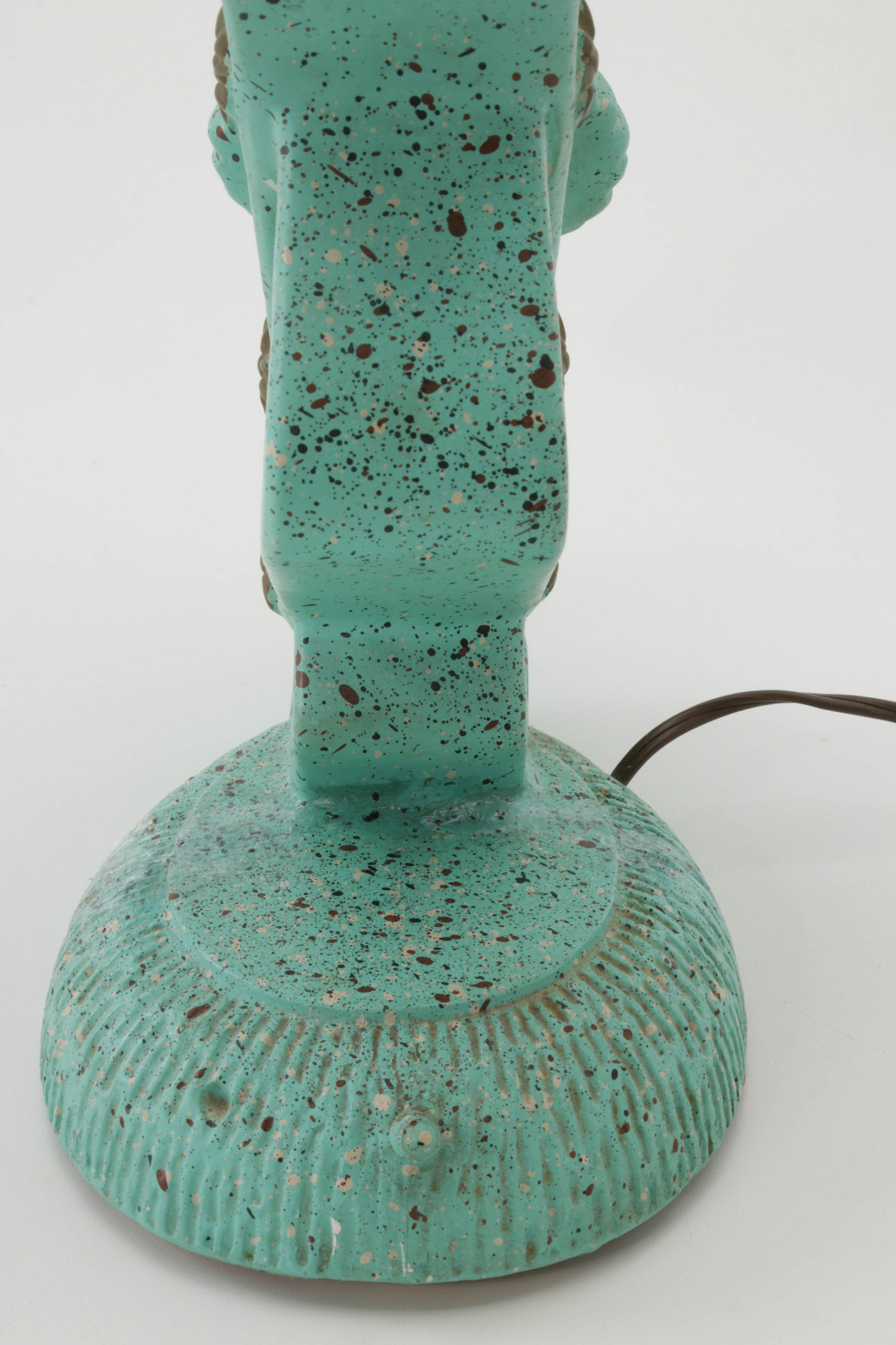 Mid Century Modern Universal Statuary Corp. Table Lamp with Fiberglass Shade