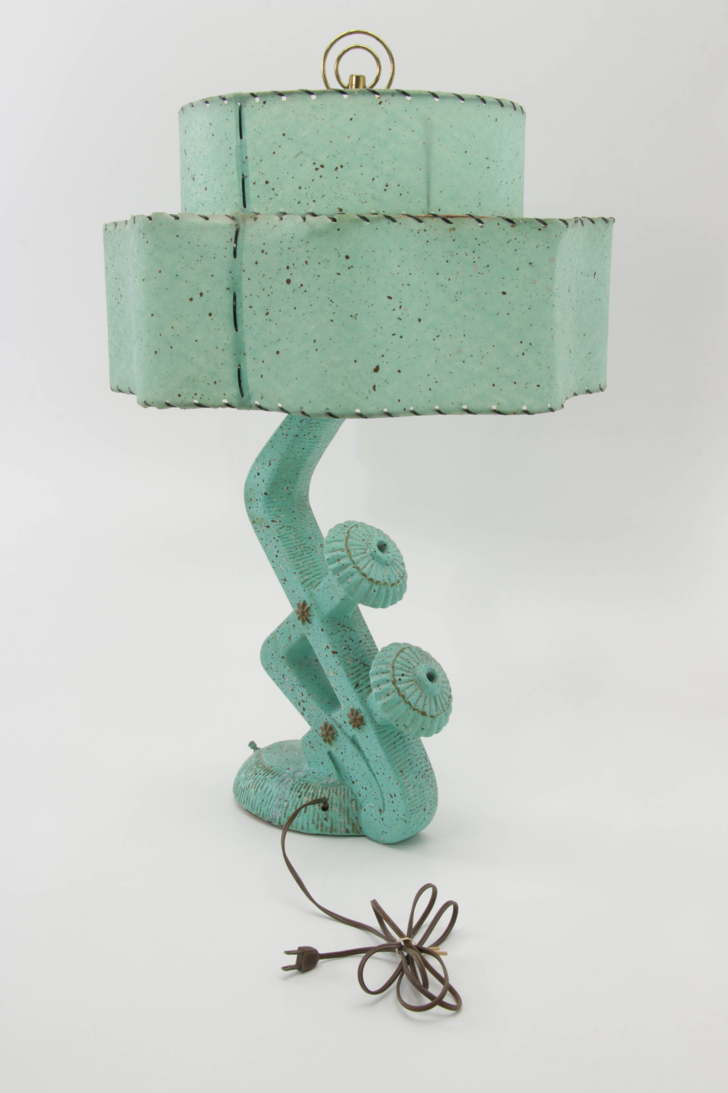 Mid Century Modern Universal Statuary Corp. Table Lamp with Fiberglass Shade