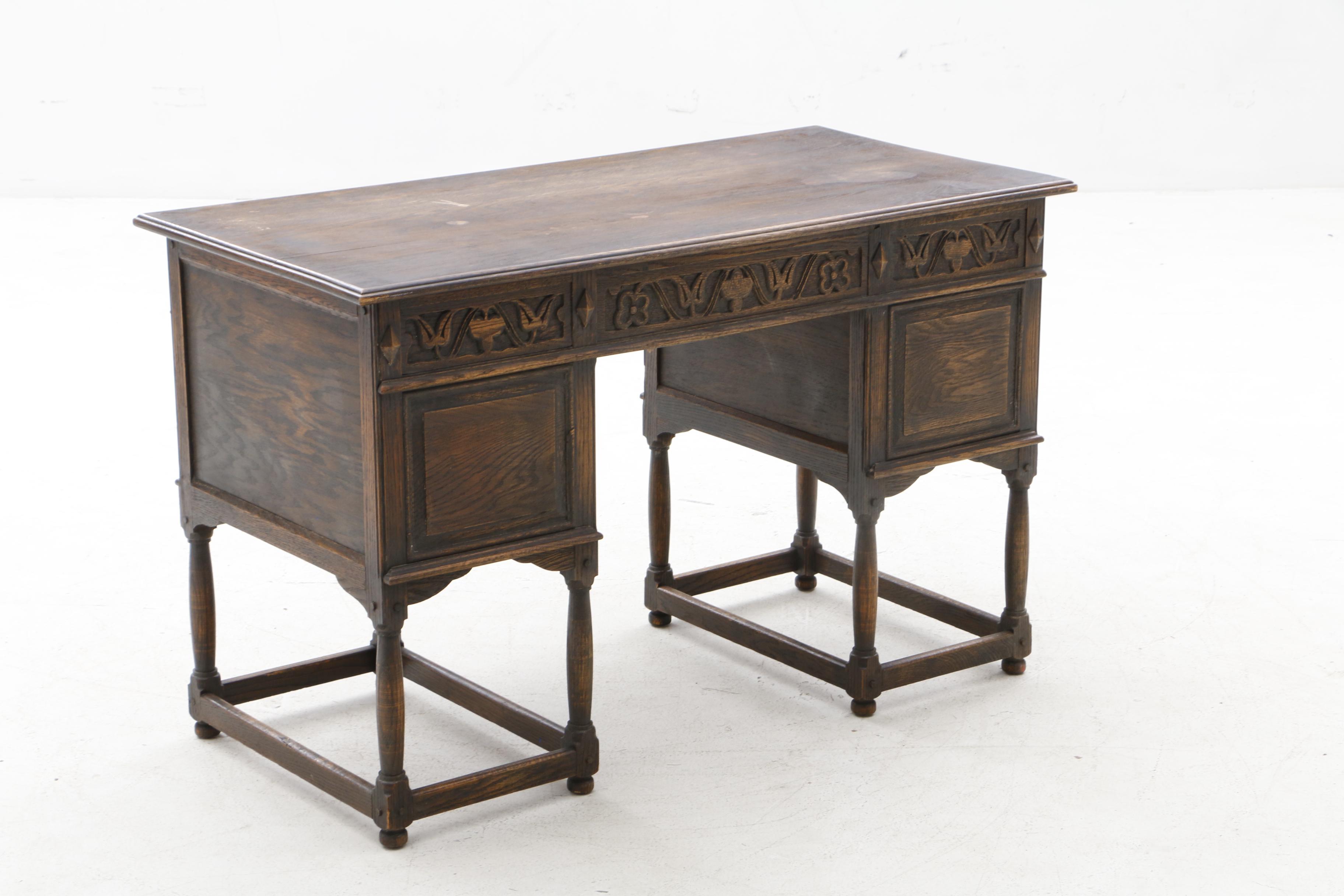 Early 1900s English Jacobean Revival Oak Desk and Chair