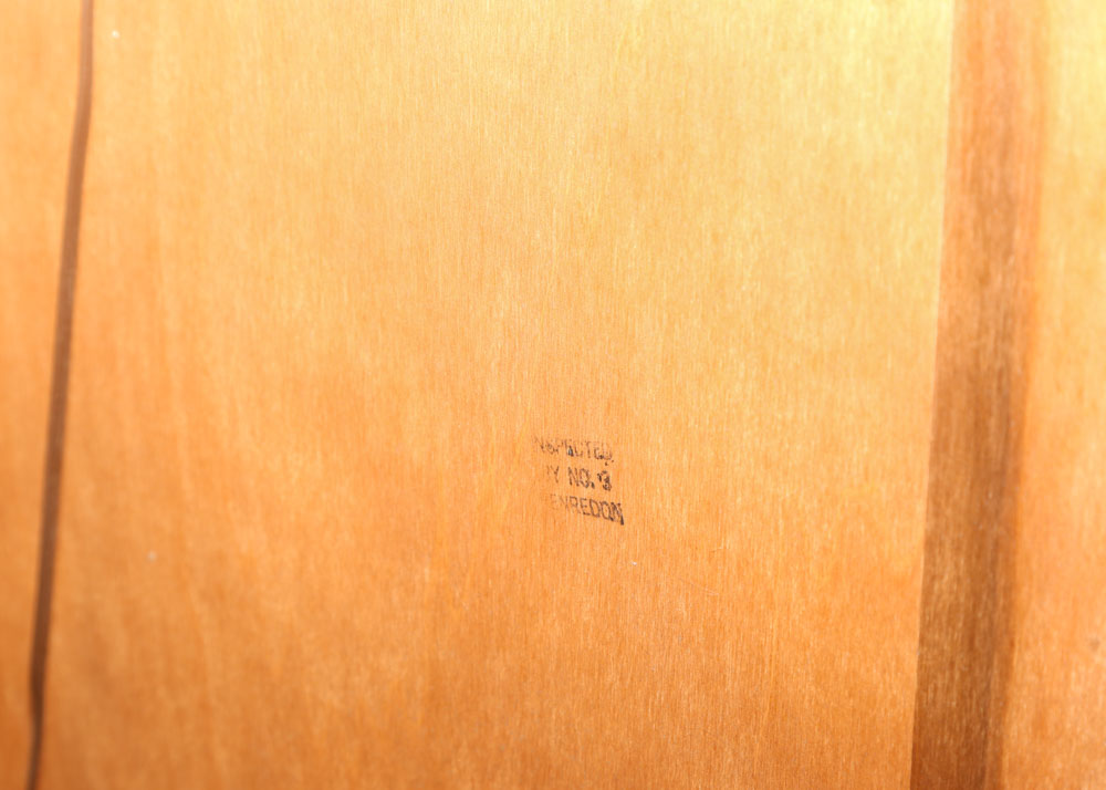 "18th Century Portfolio" Illuminated China Cabinet by Henredon, Mid-20th Century