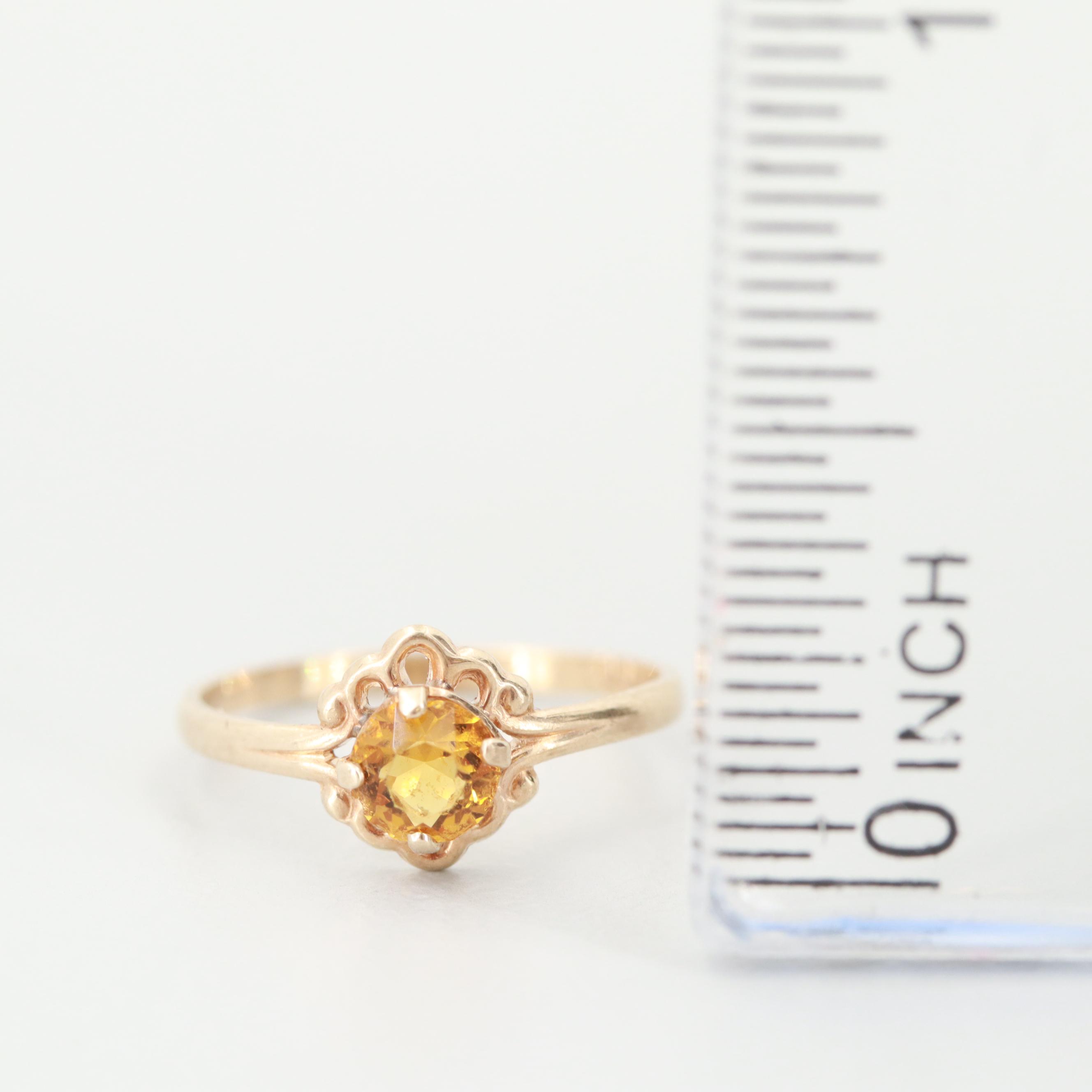 Plainville Stock Co. 10K Yellow Gold Glass Ring