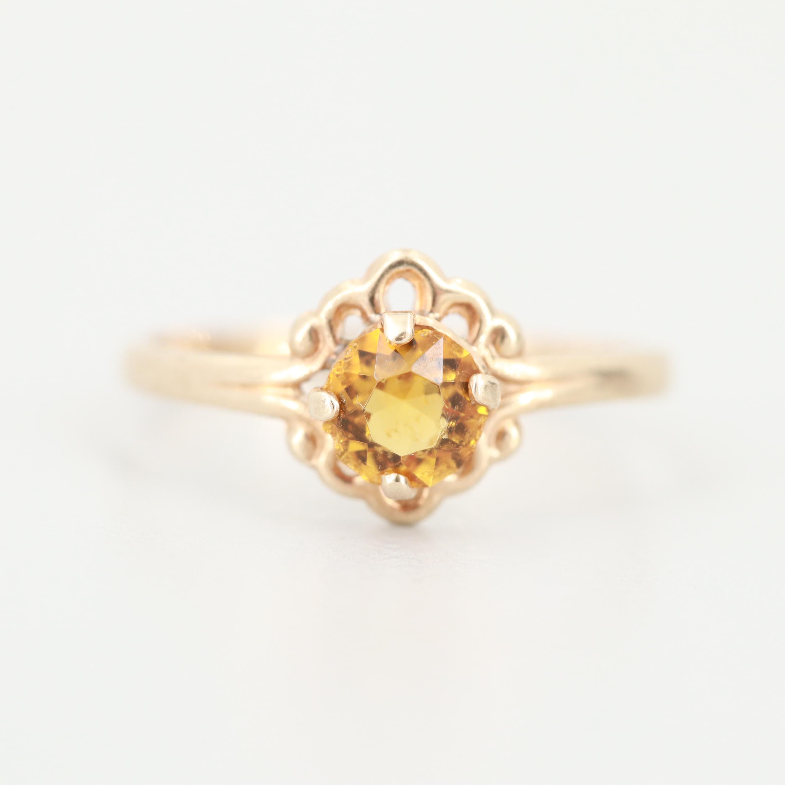 Plainville Stock Co. 10K Yellow Gold Glass Ring