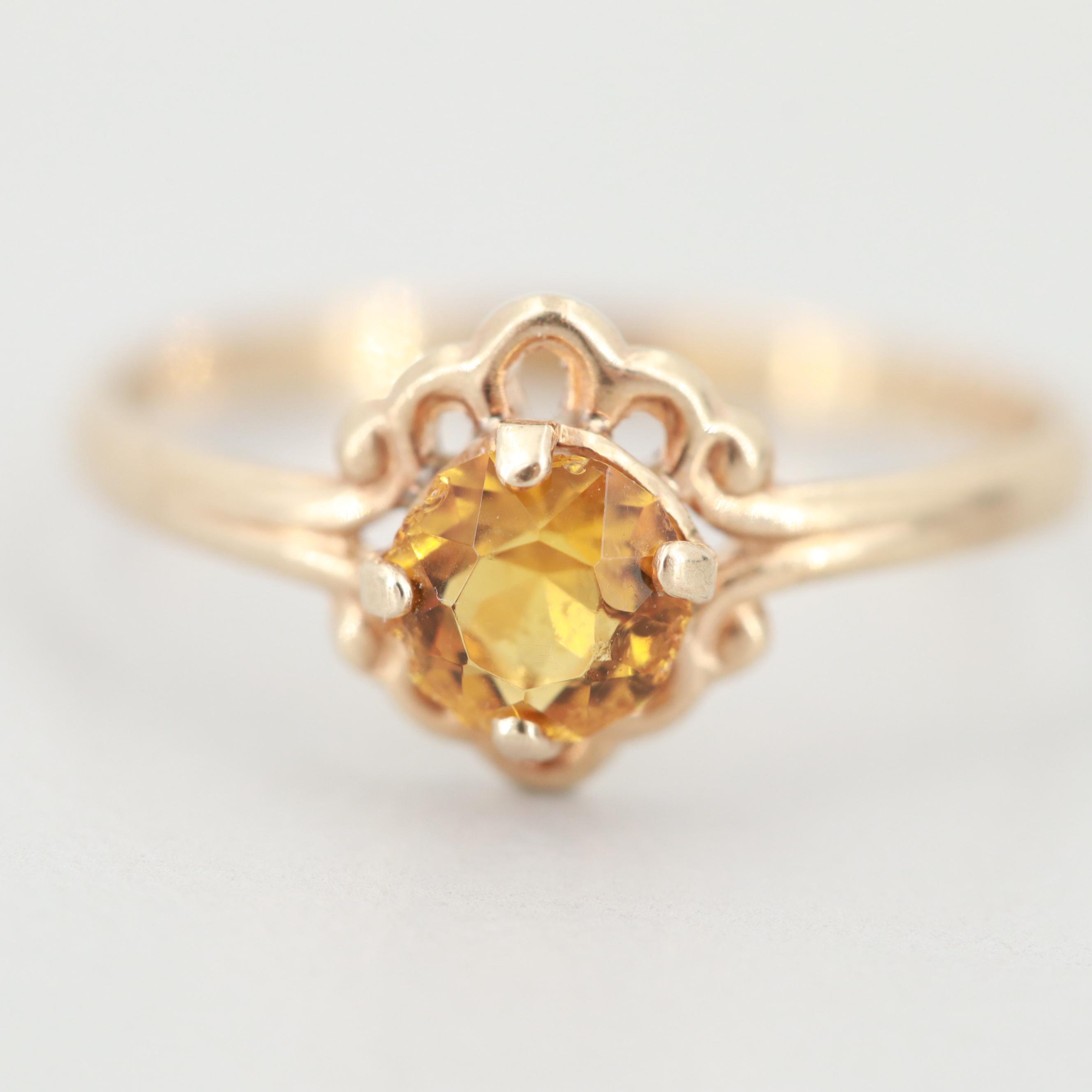 Plainville Stock Co. 10K Yellow Gold Glass Ring