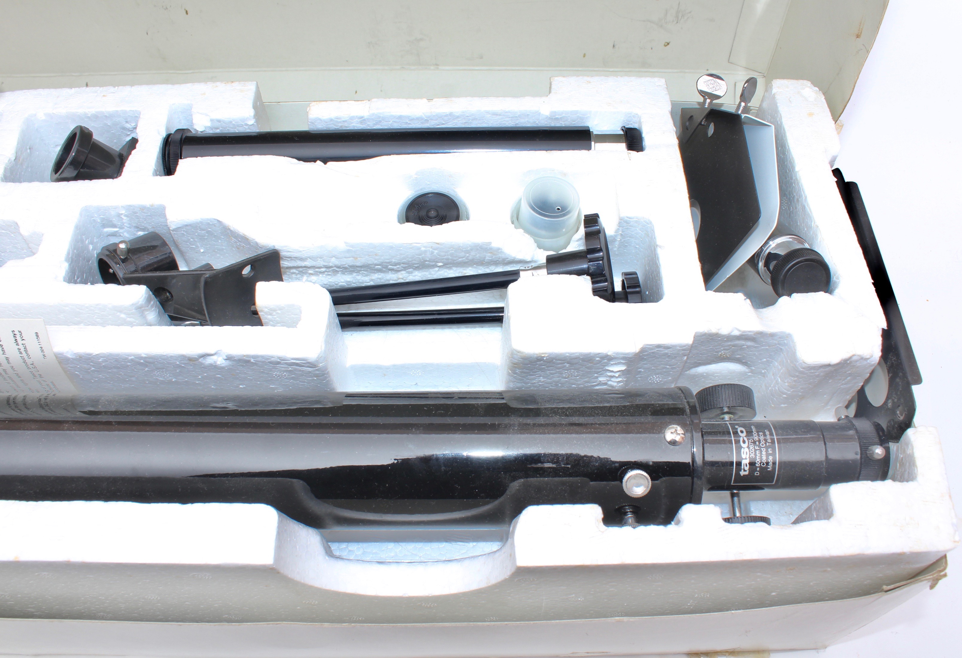 Tasco 675 x 60mm Refractor Telescope with Tripod and Box, Circa 1990