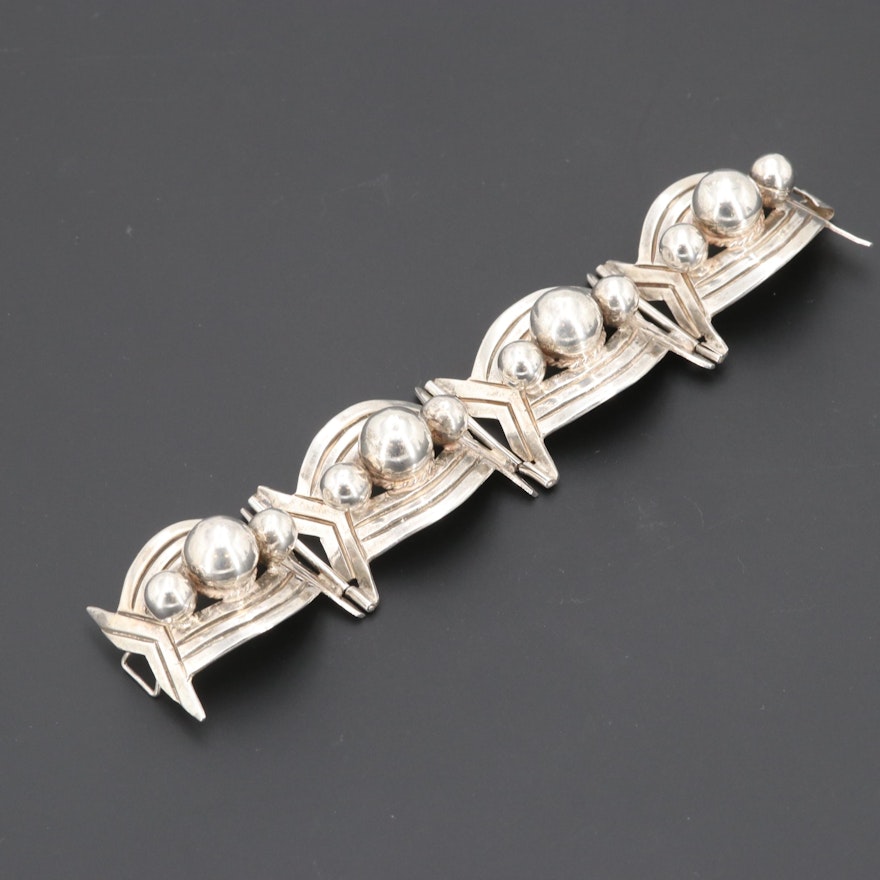 Vintage Southwestern Style Sterling Silver Undulating Link Bracelet