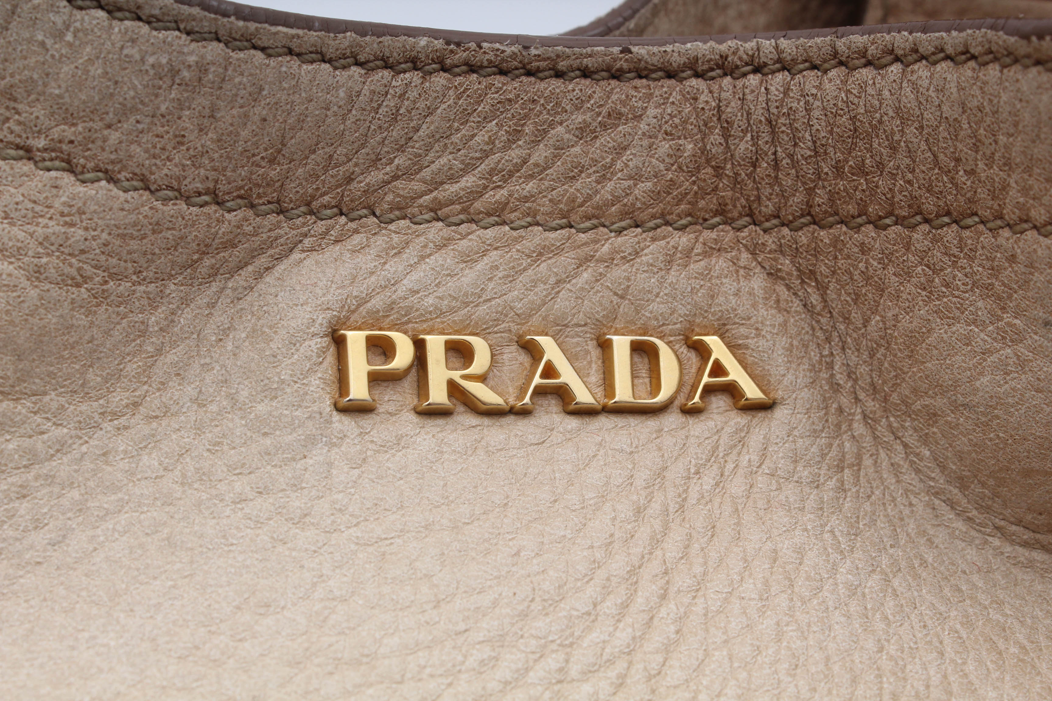 PRADA Cervo Antik Deerskin Sacca 2 Manici Hobo Bag in Quarzo Sfumato