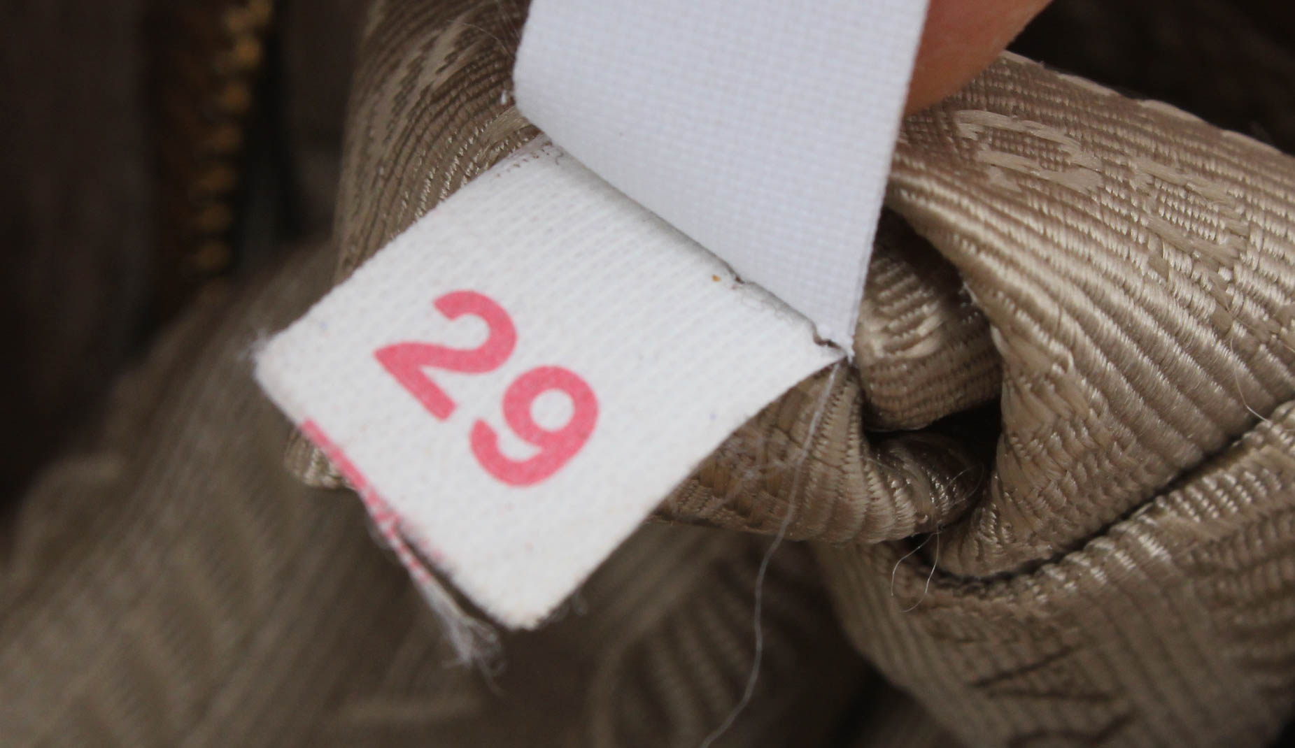 PRADA Cervo Antik Deerskin Sacca 2 Manici Hobo Bag in Quarzo Sfumato