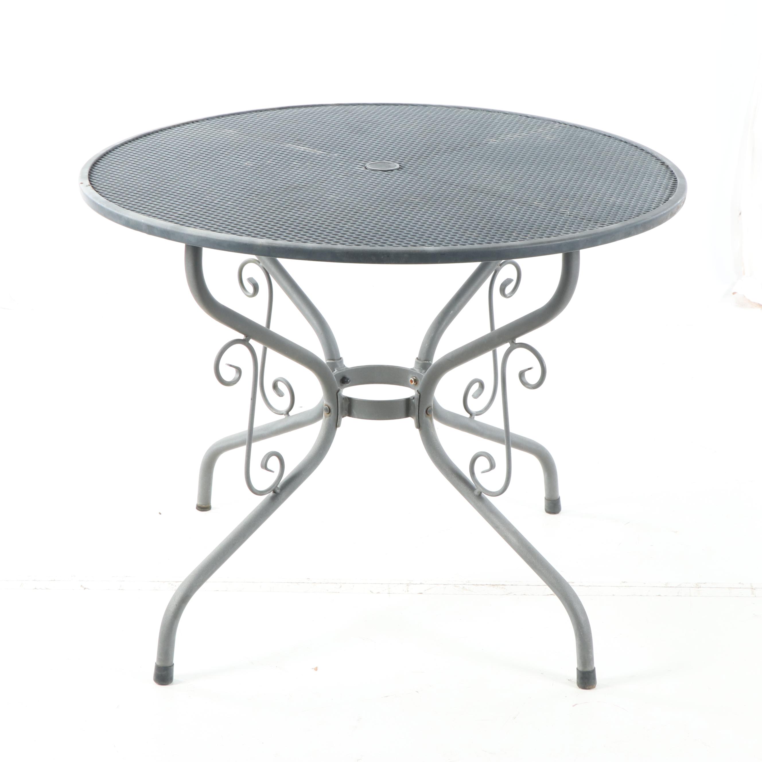 Metal Mesh Table and Chairs Patio Set