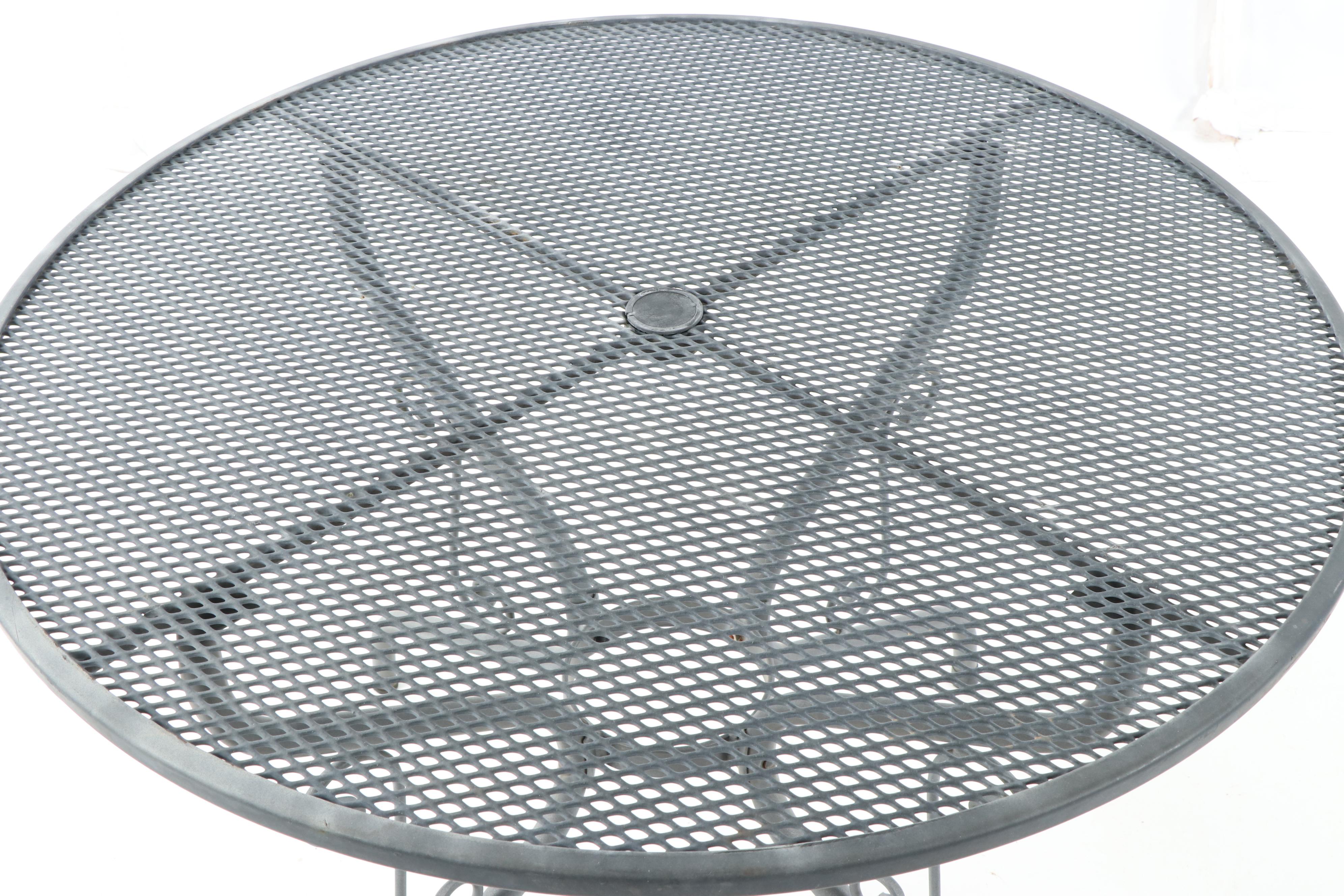 Metal Mesh Table and Chairs Patio Set