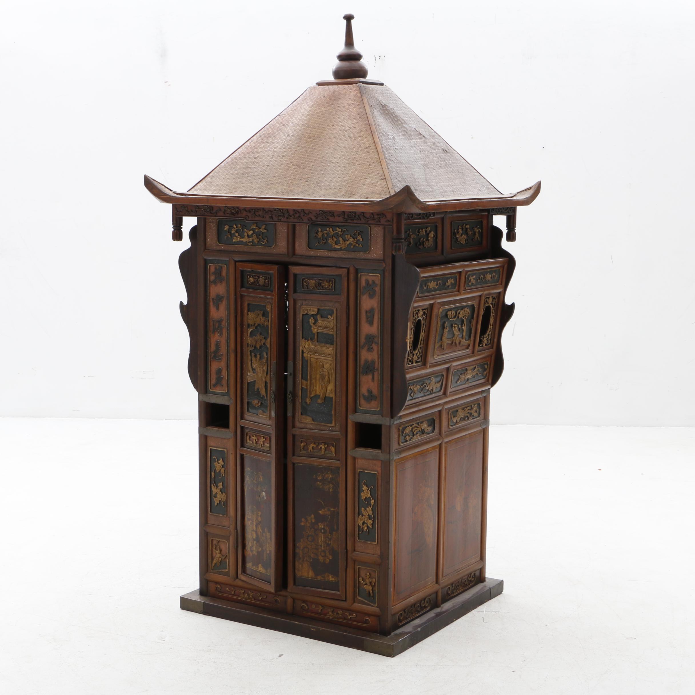 Chinese Painted and Carved Wood Bridal Sedan Chair, Qing Dynasty