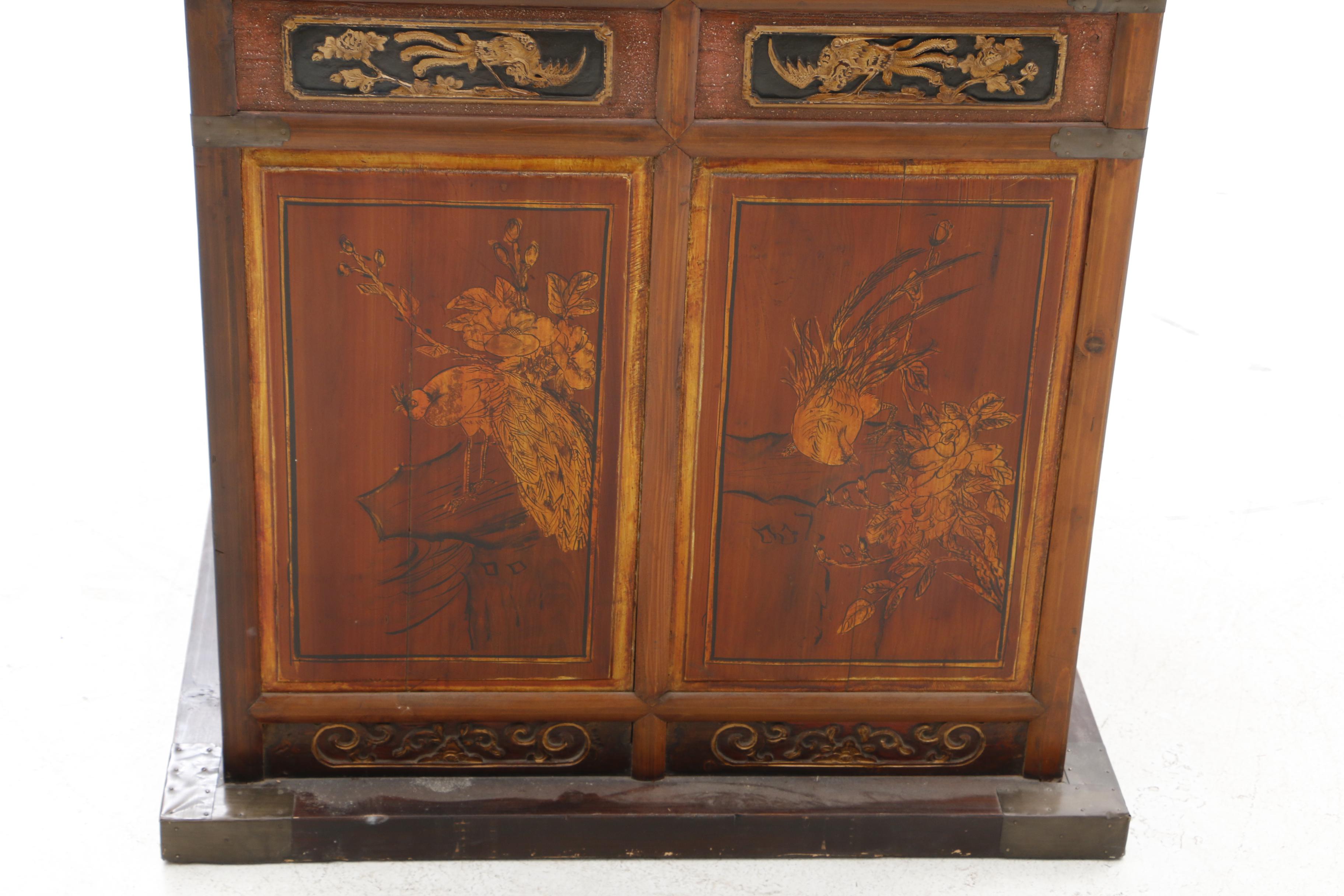 Chinese Painted and Carved Wood Bridal Sedan Chair, Qing Dynasty