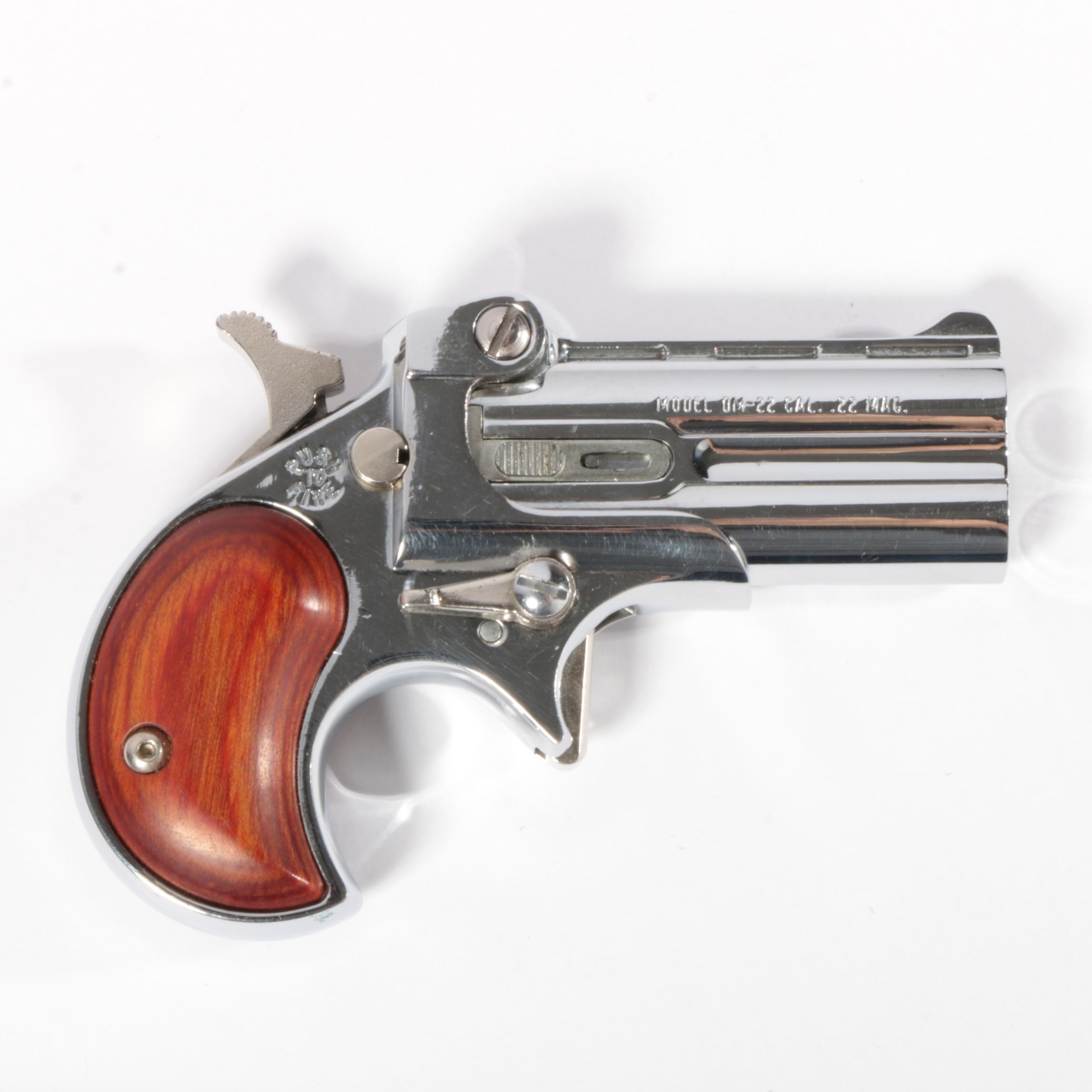 Davis Industries Derringer Style 2 shot .22 Magnum Pistol