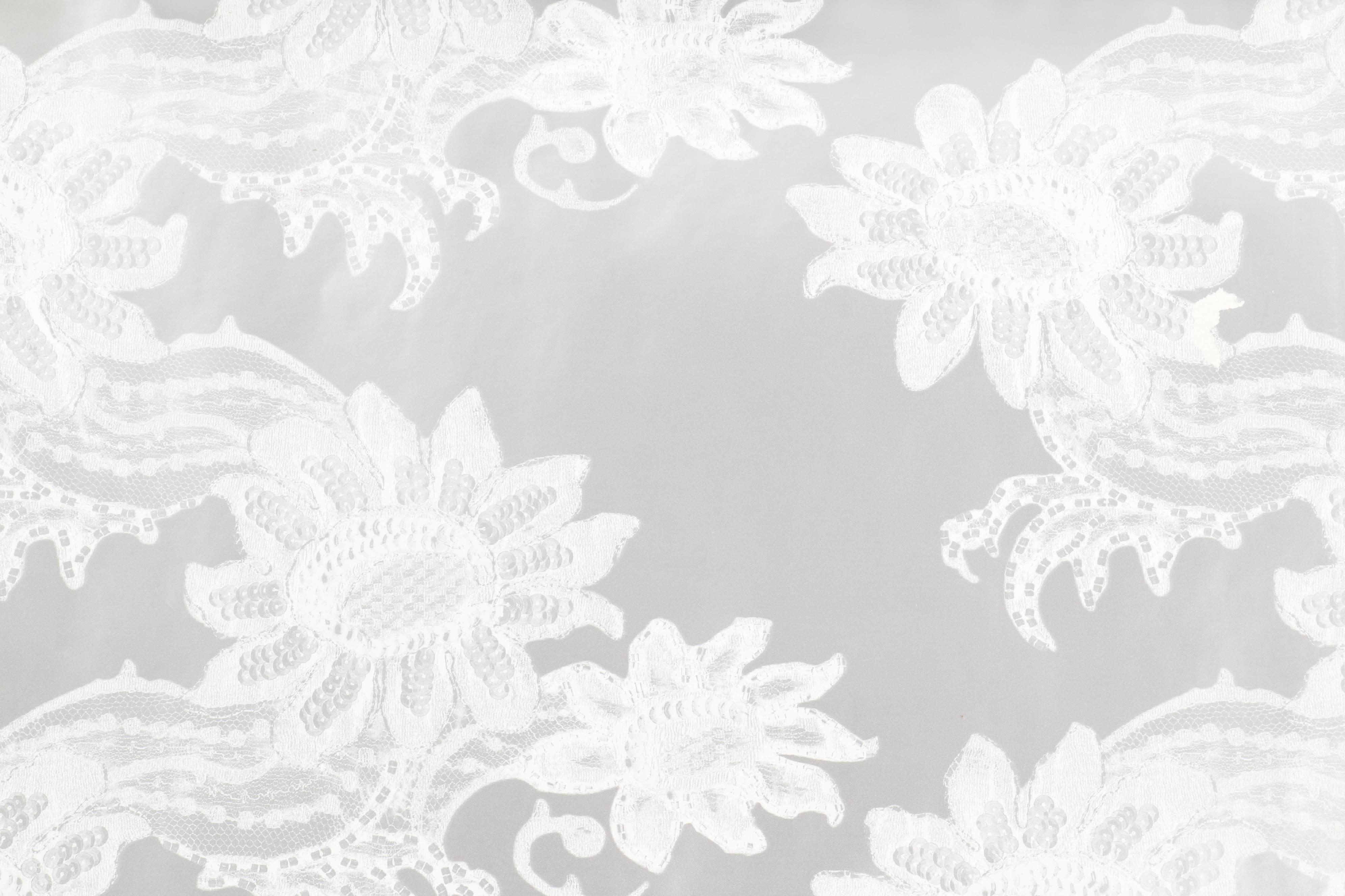 Wallpaper Rolls including "Vogue Regency Stripe" by David Roos