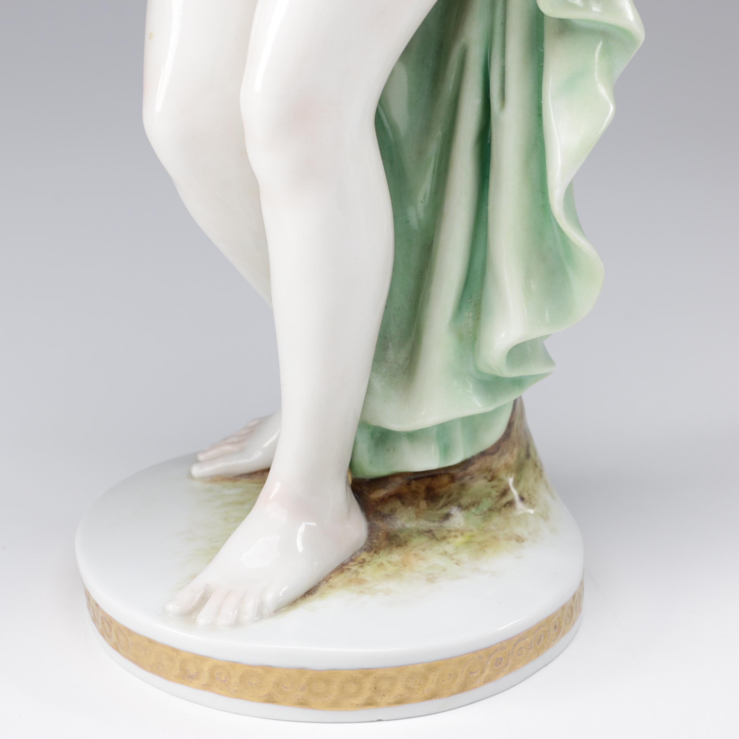 Porzellanmanufaktur Kister Porcelain Figurine, 1925-1972