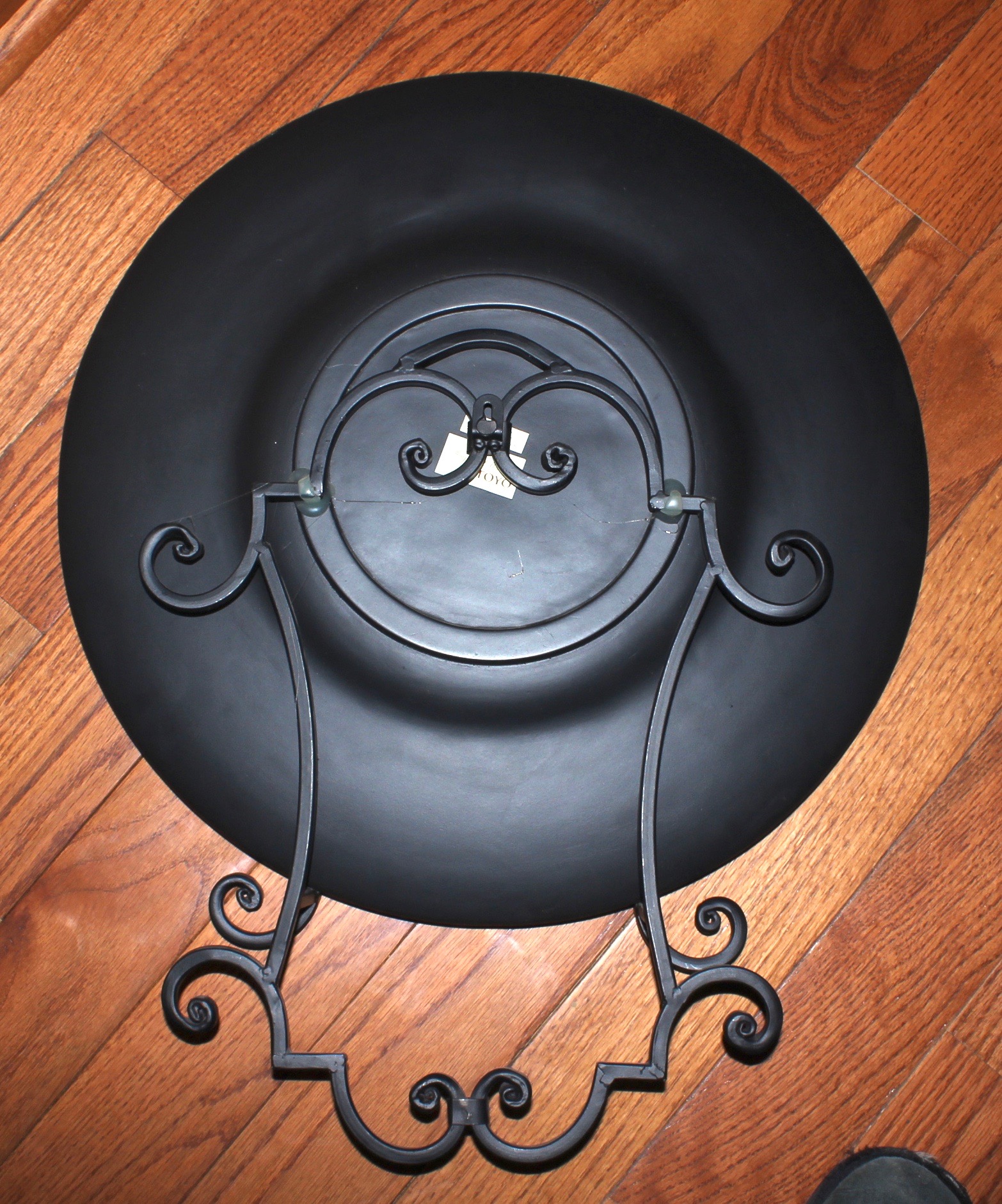 Raymond Waites Collection Plate Decor For Toyo