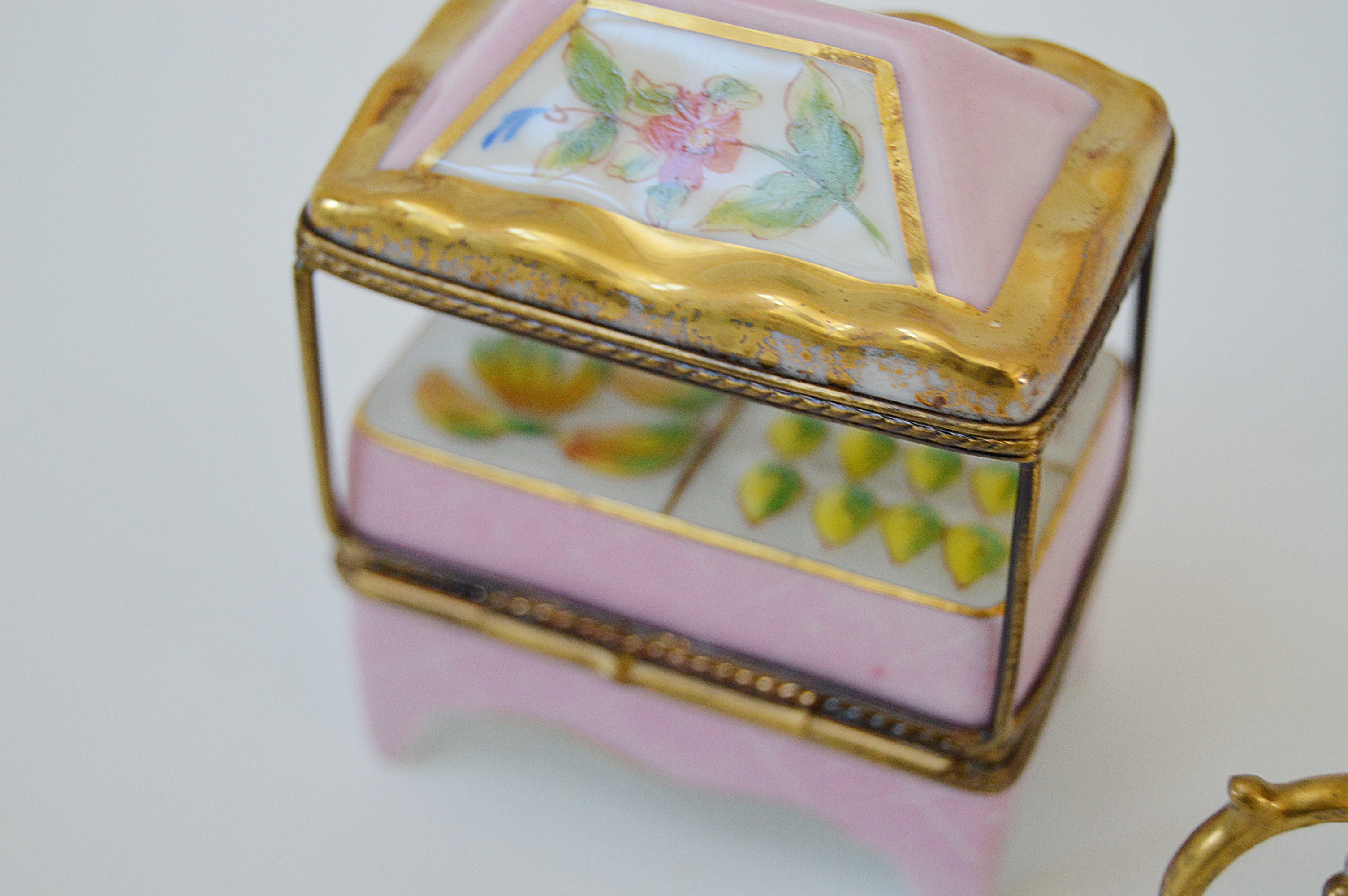 Limoges Peint Main Porcelain Trinket Boxes