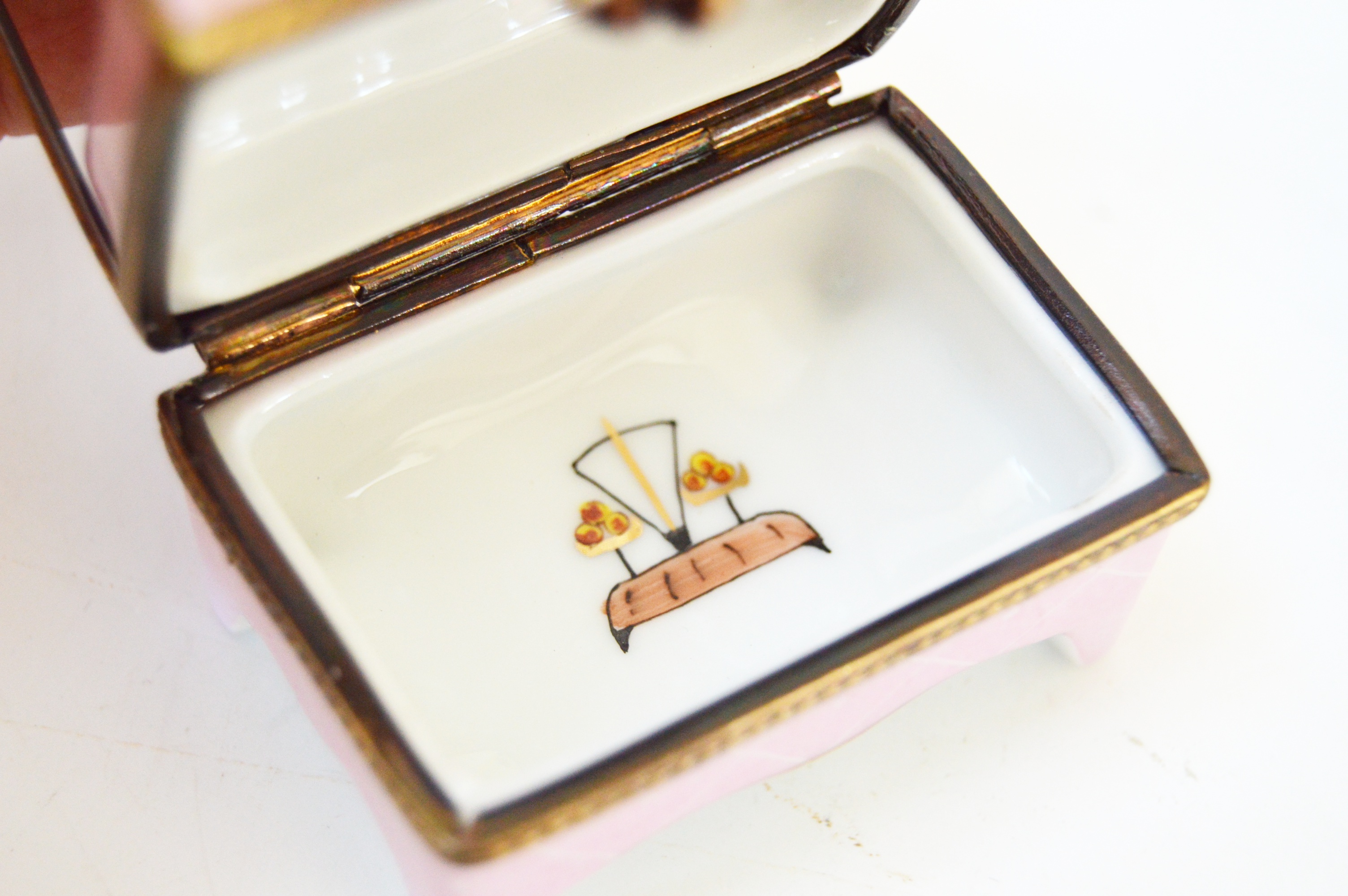 Limoges Peint Main Porcelain Trinket Boxes