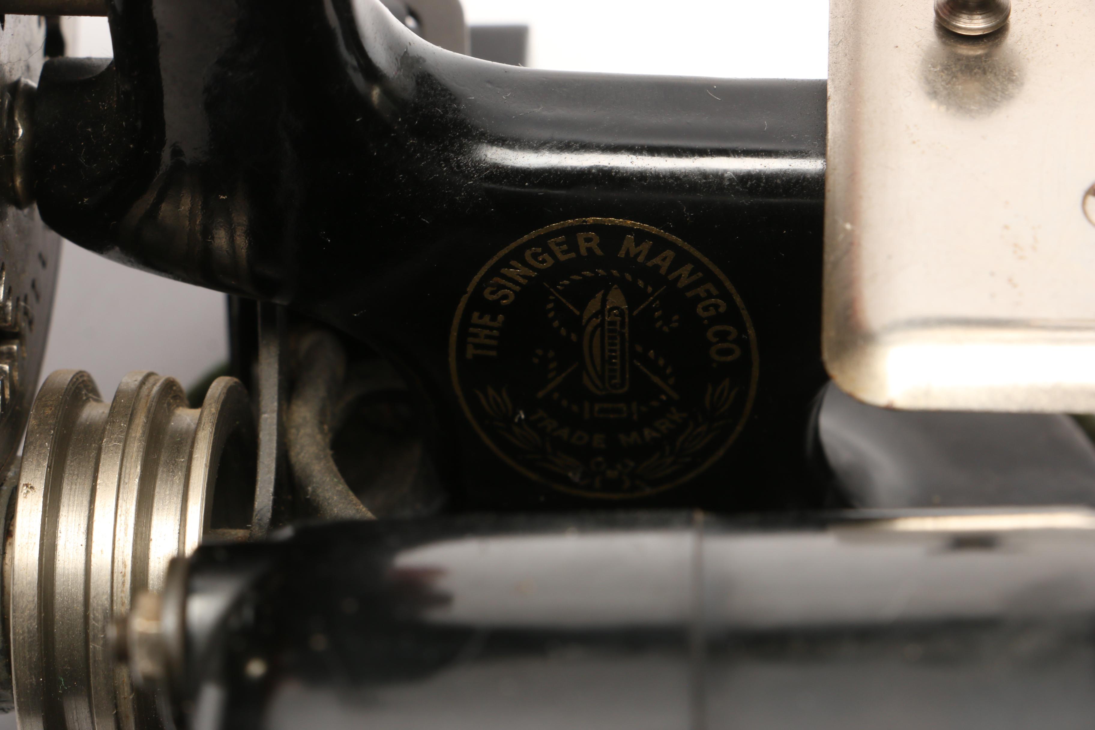 1930s-1940s Singer Child's Electric Mini Sewing Machine