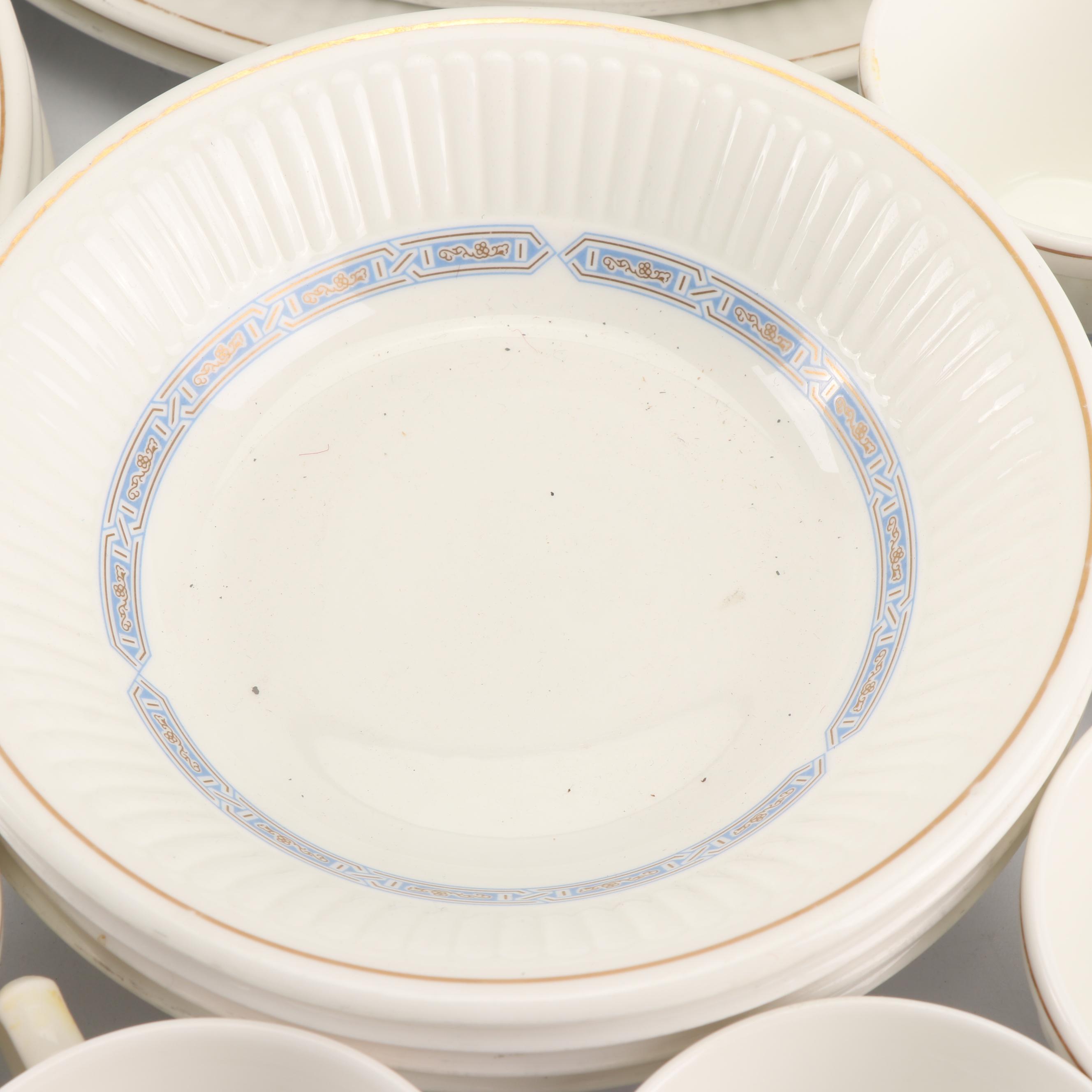 Wedgwood "Insignia" Metallised Bone China Dinnerware