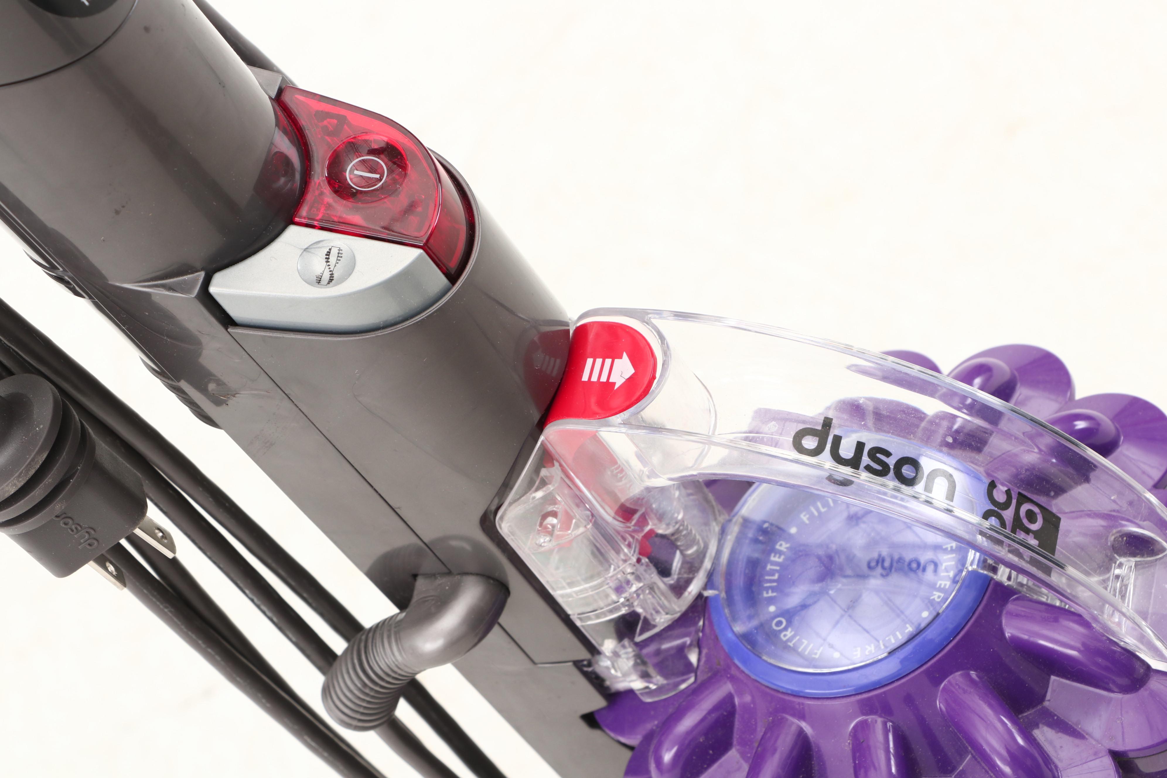 Dyson DC40 Vacuum Cleaner