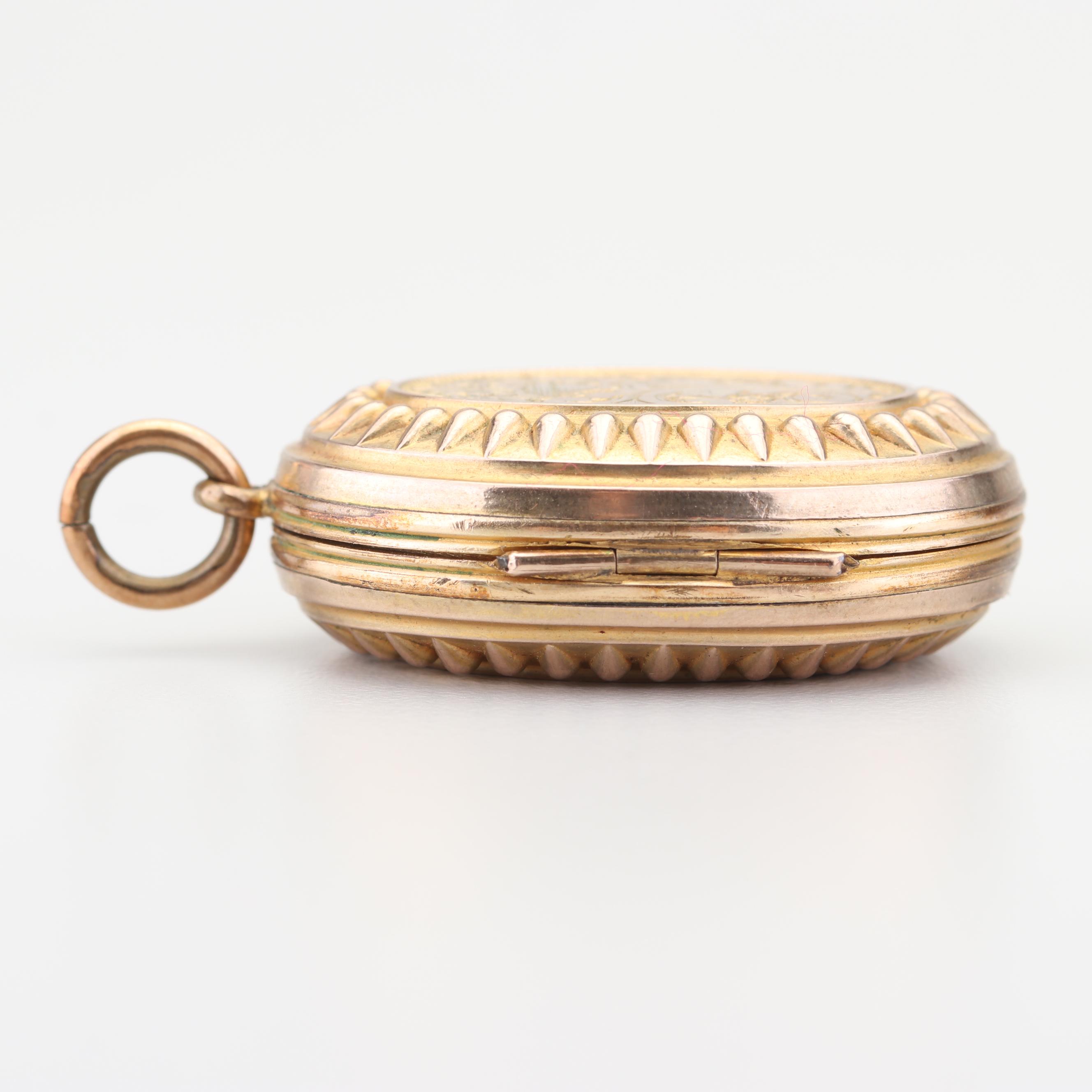 Vintage Gold Tone Locket