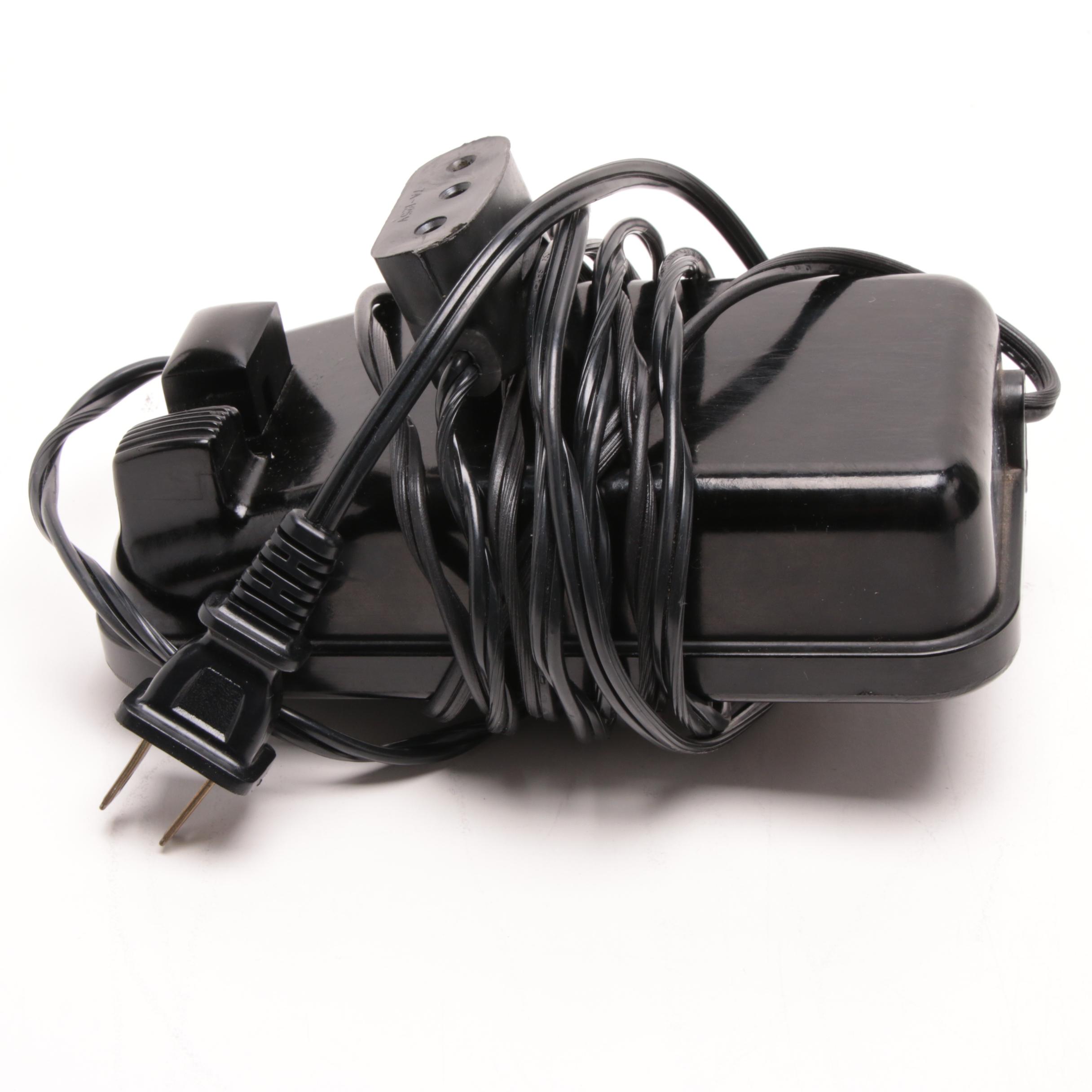 1947 Featherweight Singer Sewing Machine Model 221 with Case and Accessories