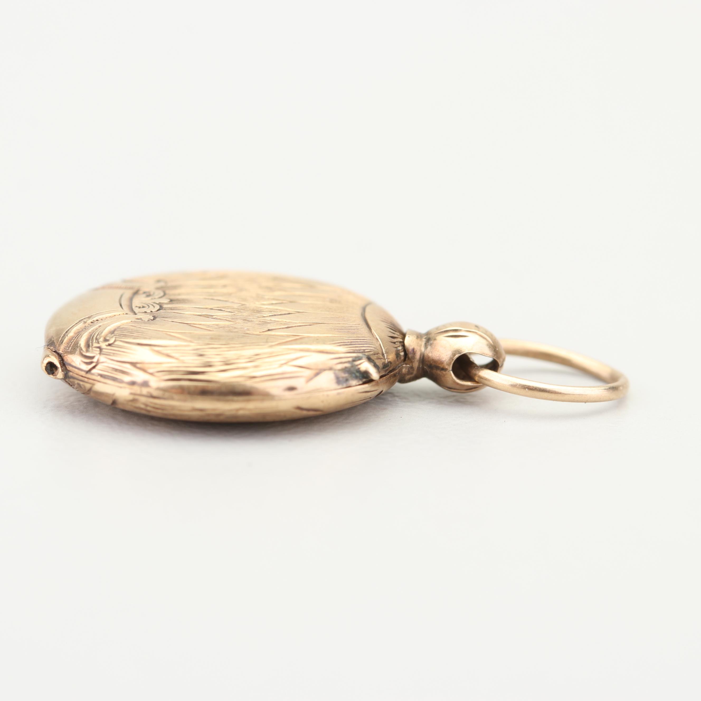 14K Yellow Gold Mourning Hair Locket