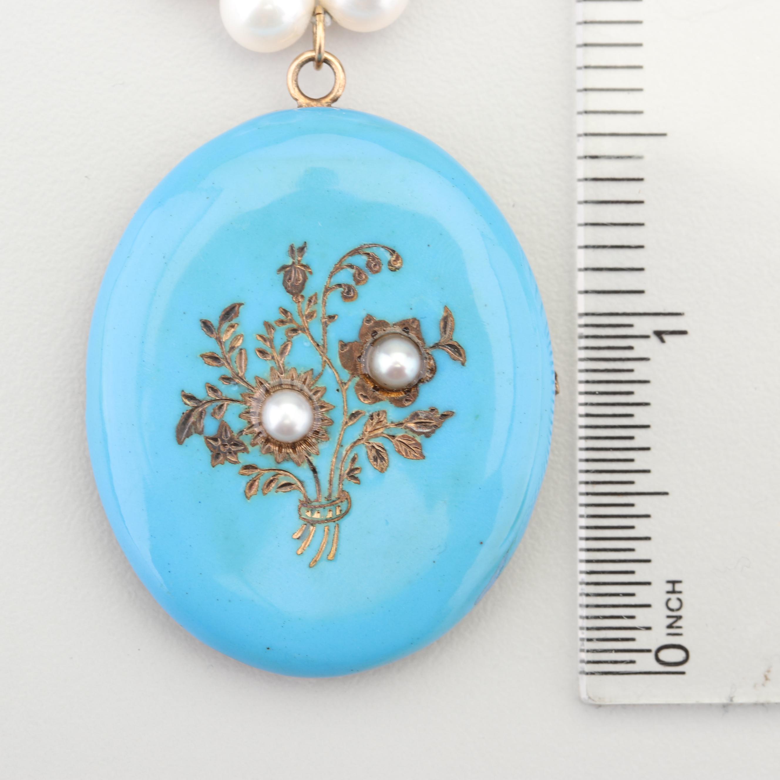 Freshwater Pearl Necklace with Enameled Pendant and 14K Yellow Gold Clasp