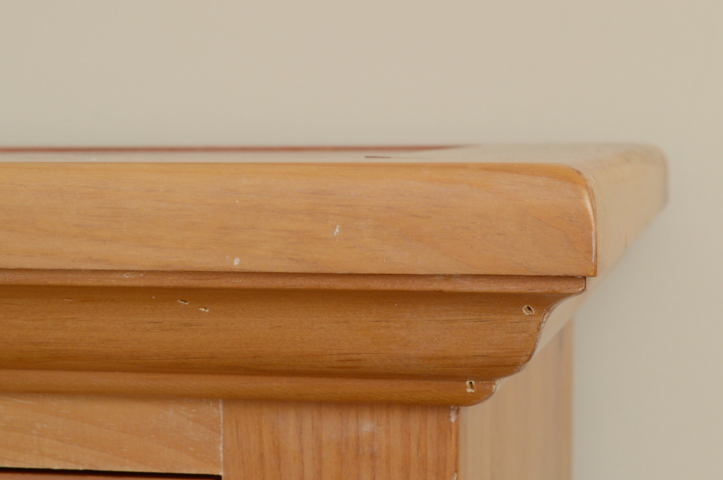 Broyhill Pine Dresser