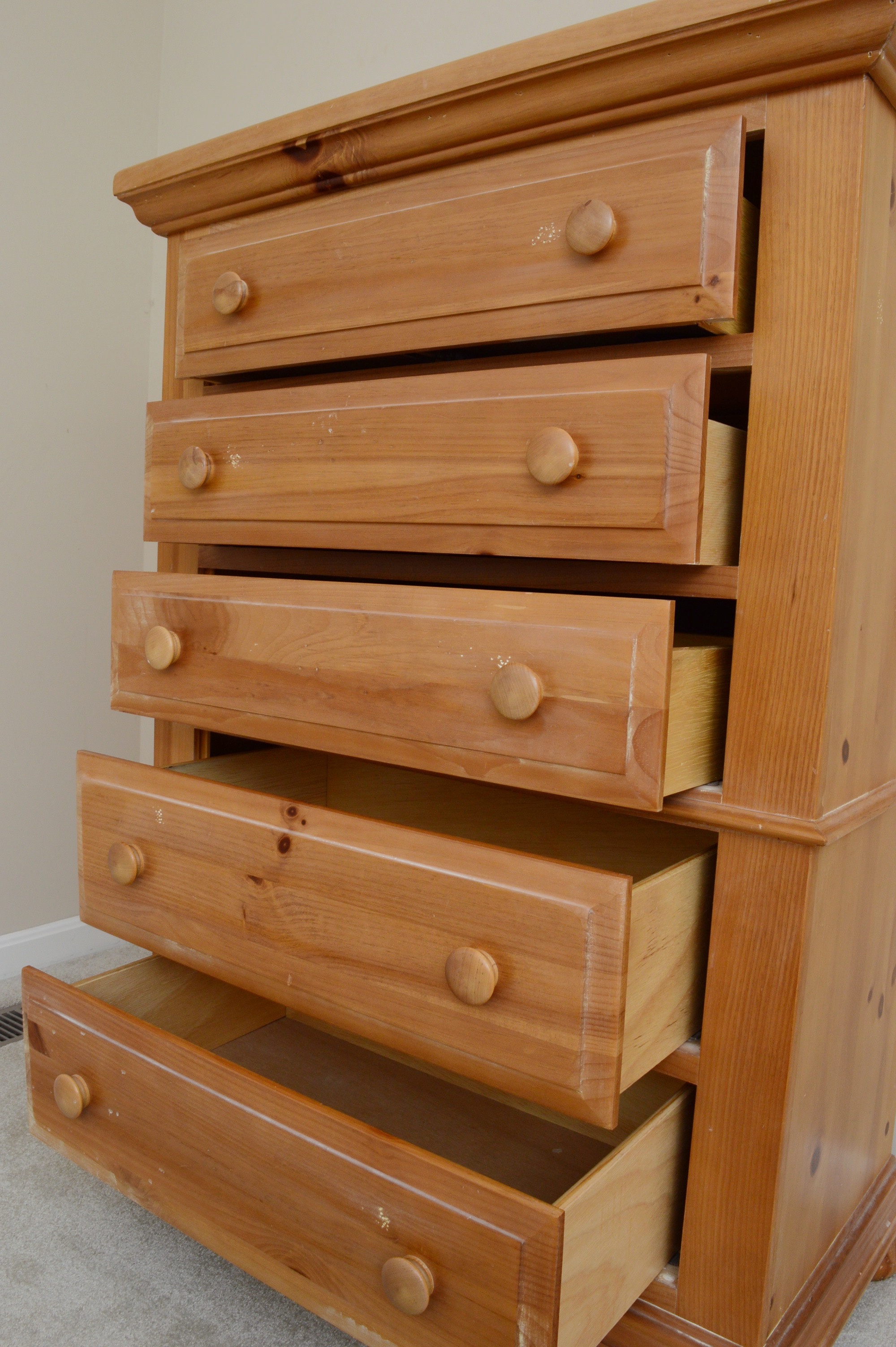 Broyhill Pine Dresser