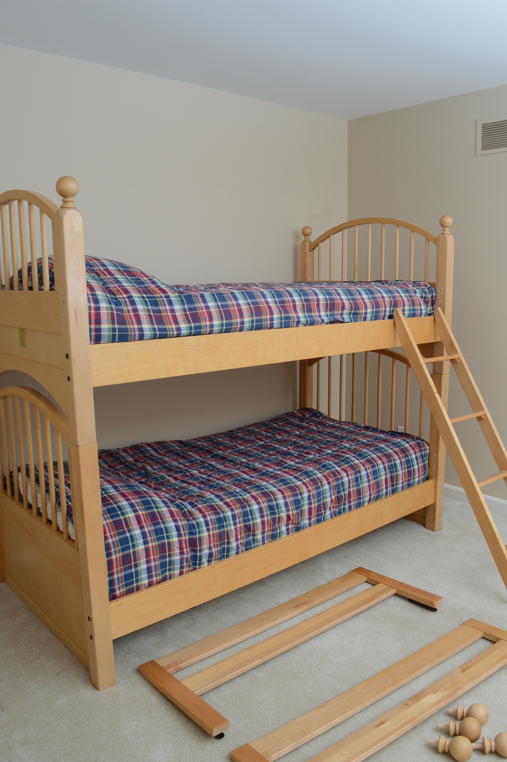 Stanley Furniture "Young America" Bunkbed