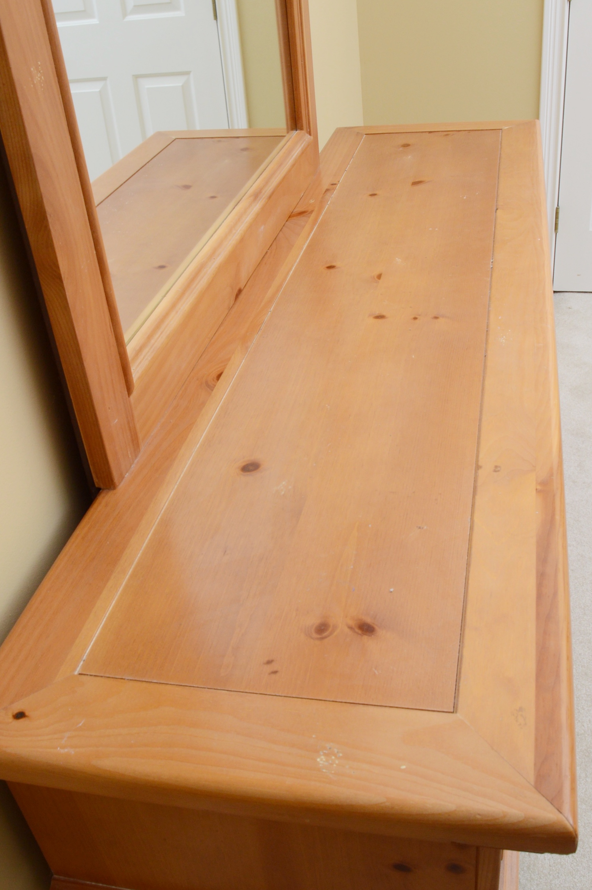 Broyhill "Fontana" Pine Dresser with Mirror