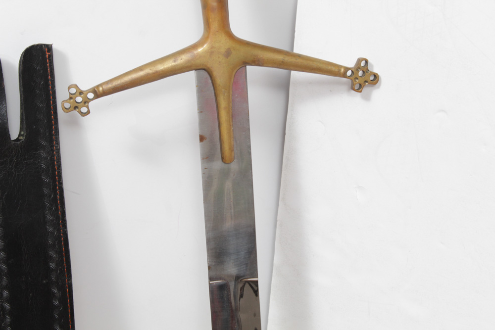 Medieval Scottish Claymore Replica Sword