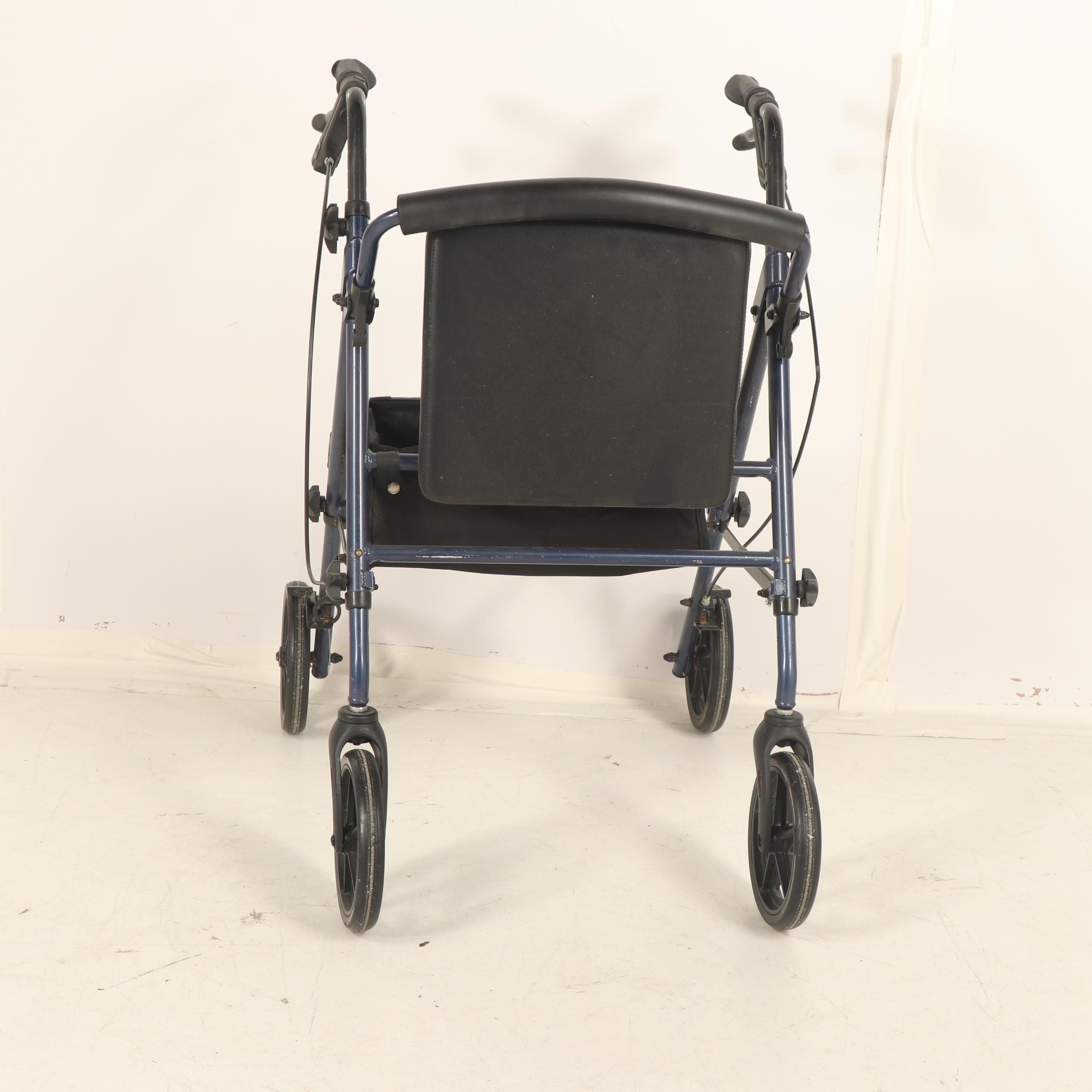 Nova "GetGo Groove" Rolling Walker with Seat